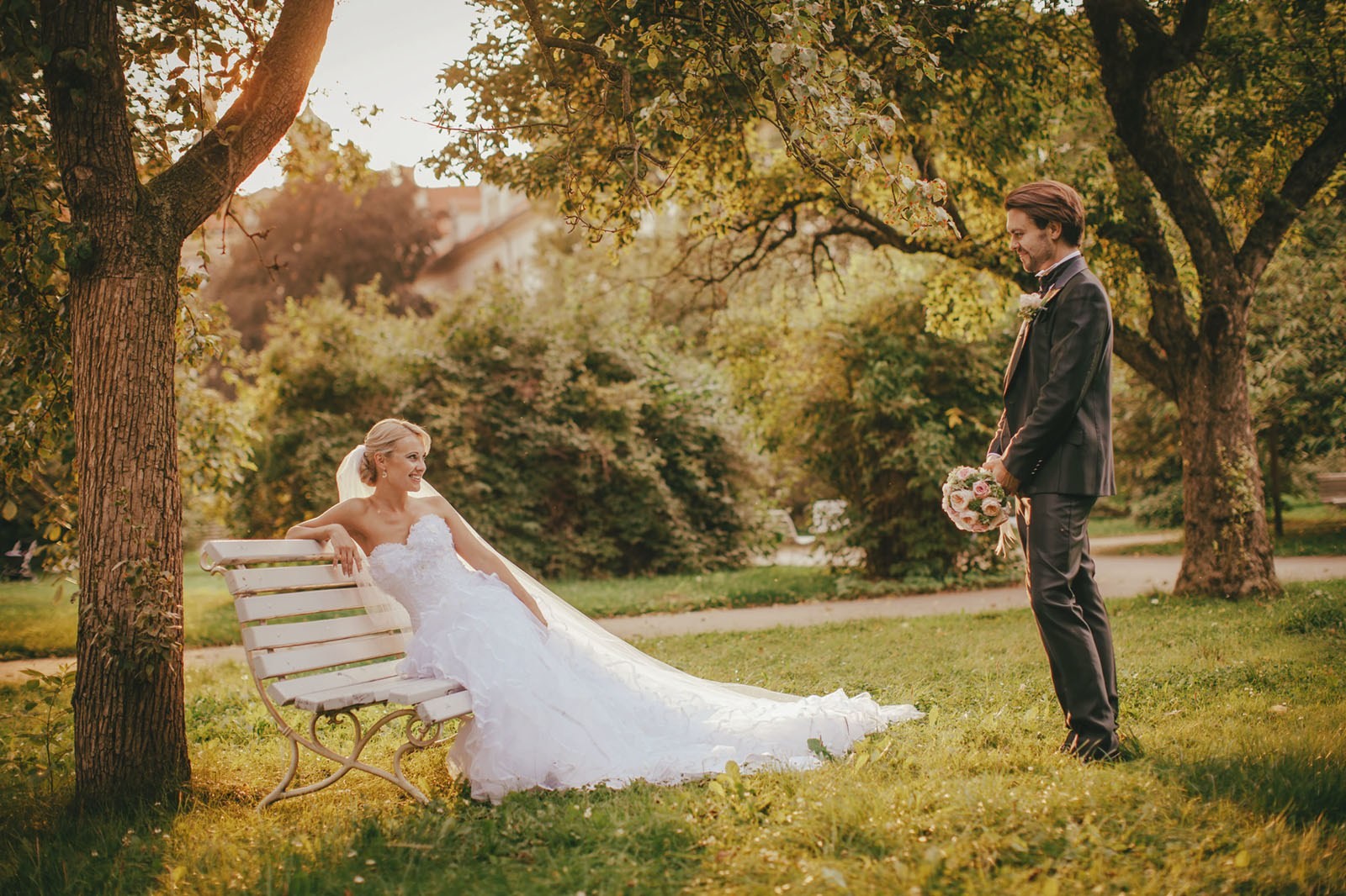 Northeast Ohio (Cleveland, Youngstown, Akron) Wedding Photography