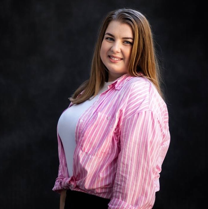 Contact Iryna Zhyvora | Professional Photographer in Stockholm. Iryna Zhyvora | Photographer | Stockholm