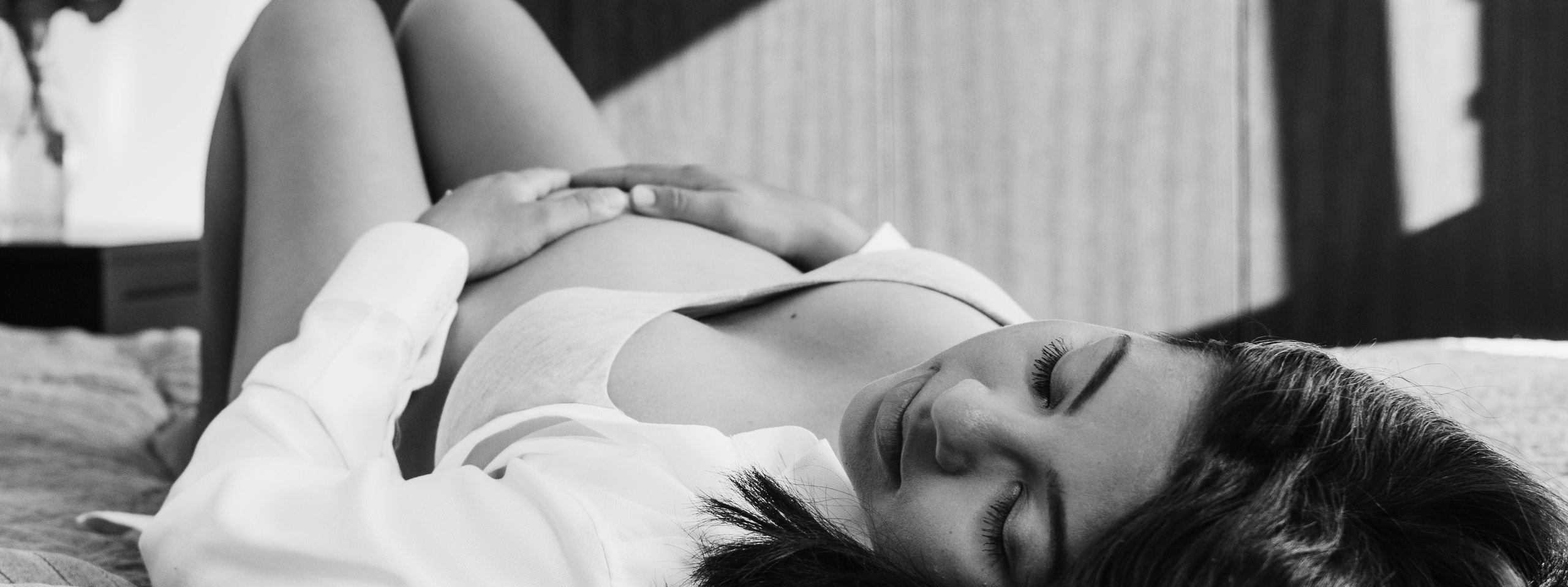 About Me. Maternity Newborn and Family photographer Hamburg Claire Hambley