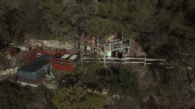 Drone video pour immobilier. Photographe sur Cote d’Azur. Portraits de familles, couples, enfants, événements