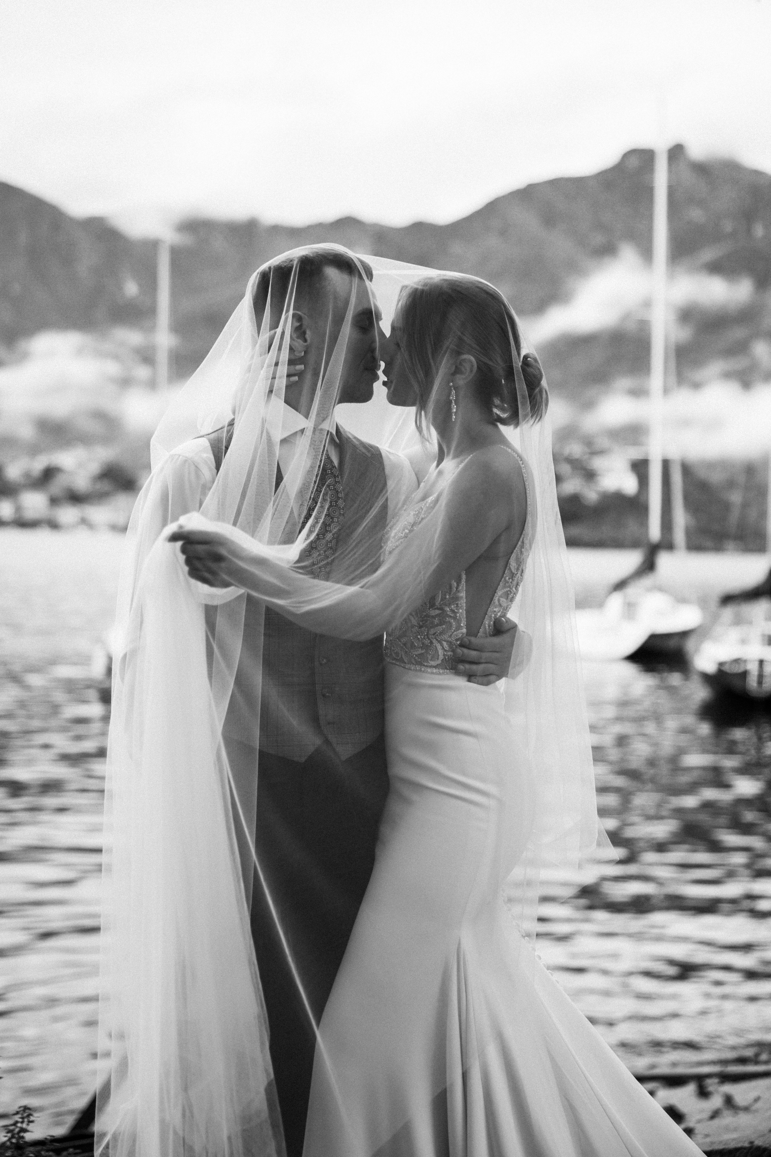 Od stylowych ulic Mediolanu po spokojne brzegi Jeziora Como 🩵. Fotograf Siedlce