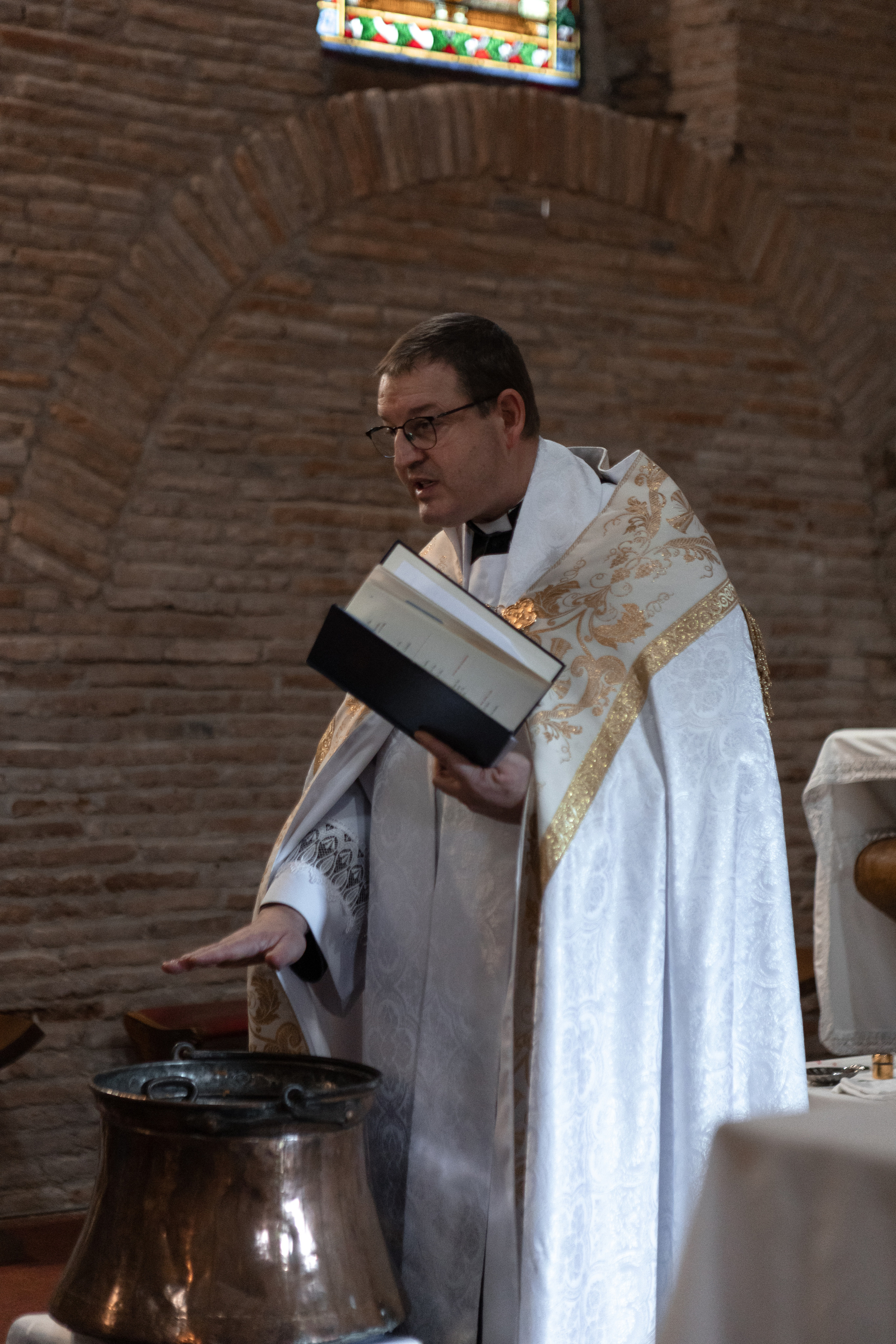 Christening and Baptism photo session in Toulouse. Евгения Смирнова — фотограф в Тулузе и юго-западной Франции