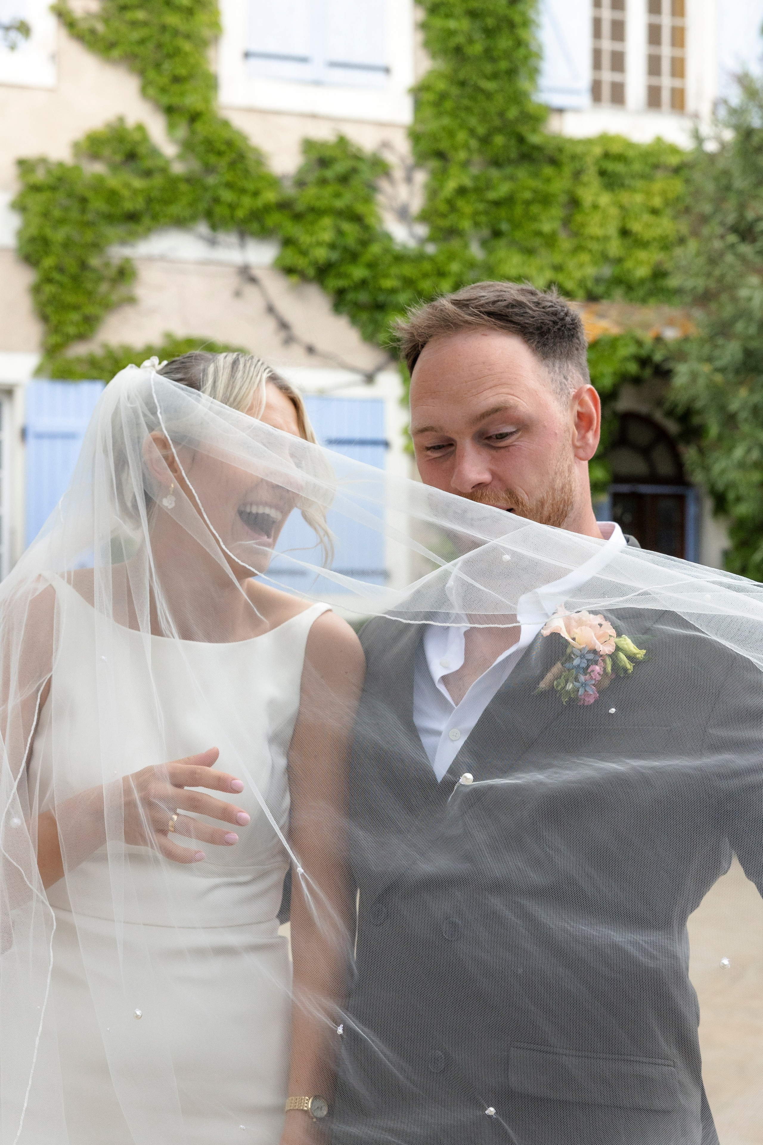 Свадьба в Château Du Puits Es Pratx — яркий день на юге Франции. Евгения Смирнова — фотограф в Тулузе и юго-западной Франции