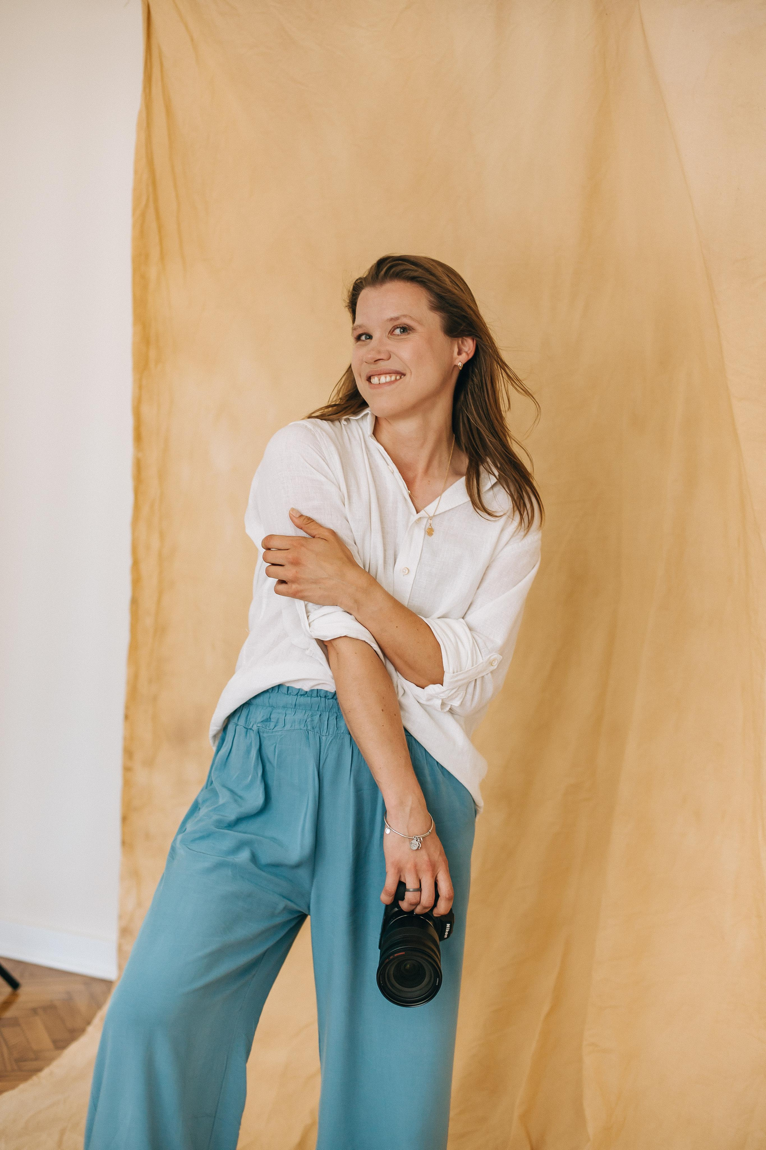 Kontakt. Deciji i porodicni fotograf u Beogradu Oksana Skendzic