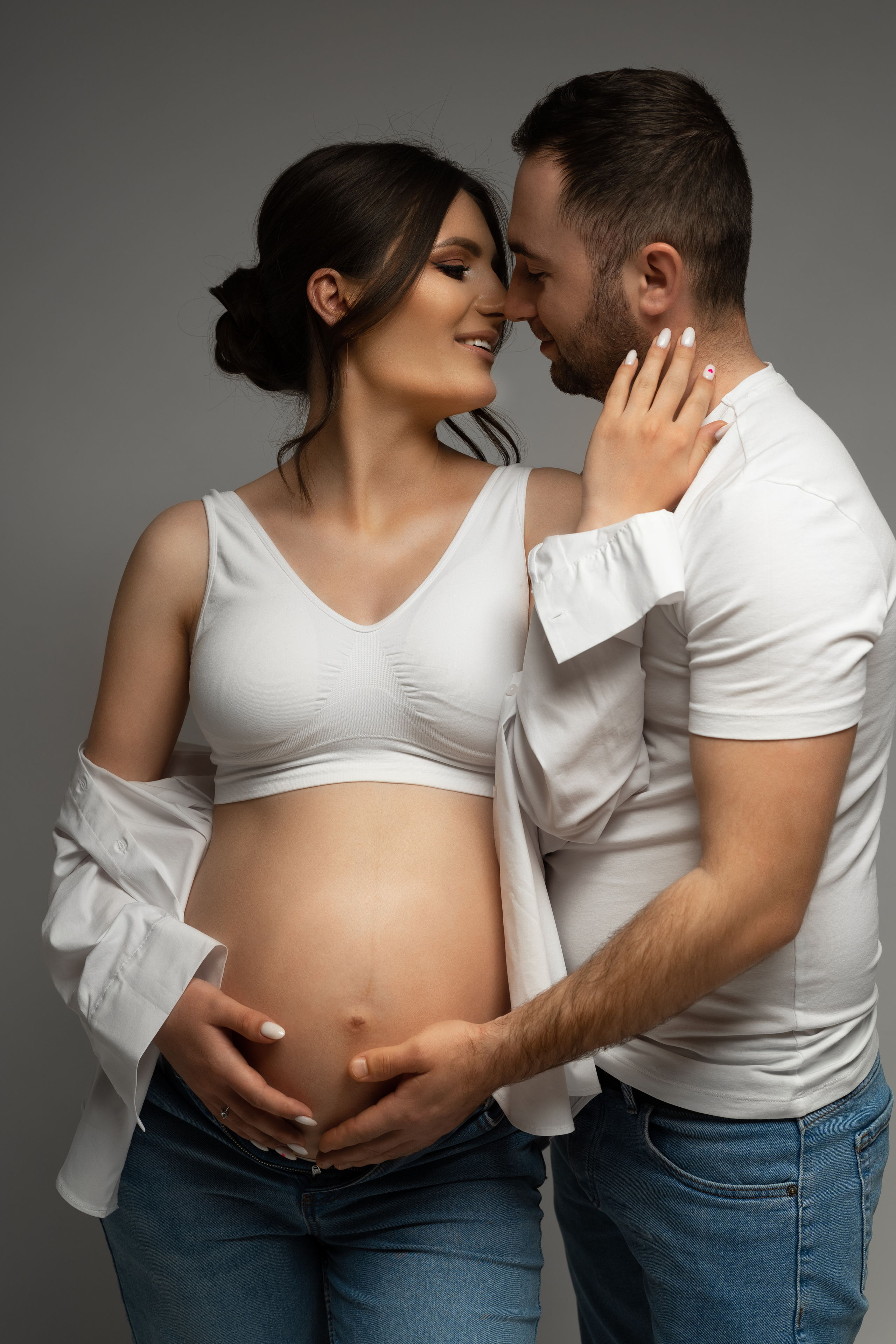 Photographe grossesse Paris, Pregnancy photographer Paris. Photographer in Paris