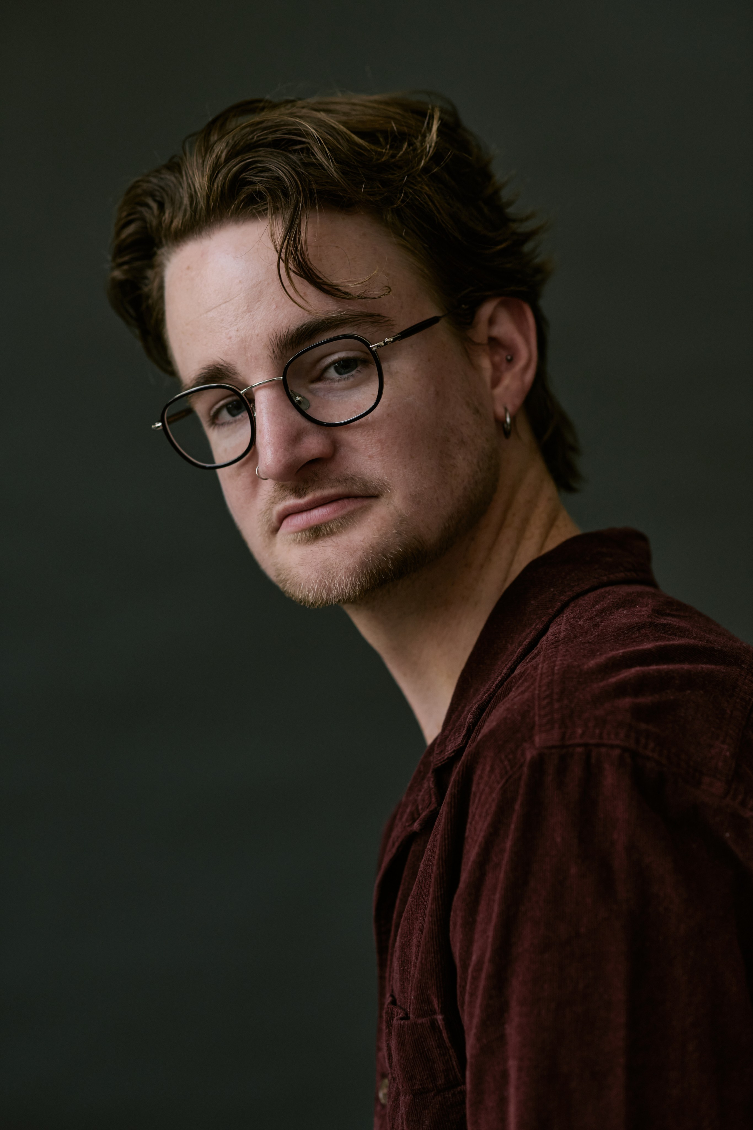 Portrait of a young writer from America, a photoshoot takes place in an Amsterdam studio, Photographer Victoria Ushkanova.  