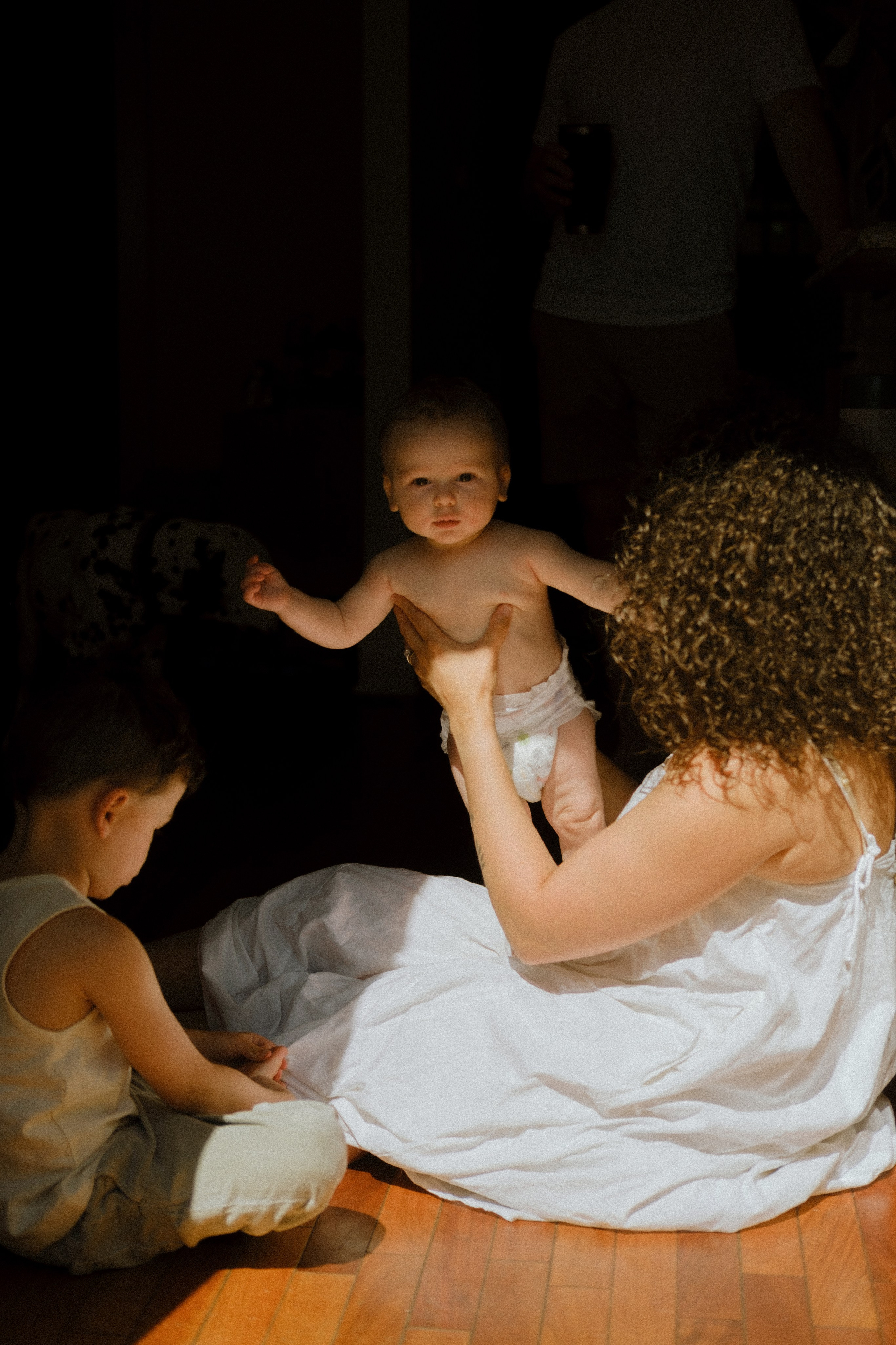 Raw and artistic family photo taken by Anna Dobrovolskaia in Richmond, VA