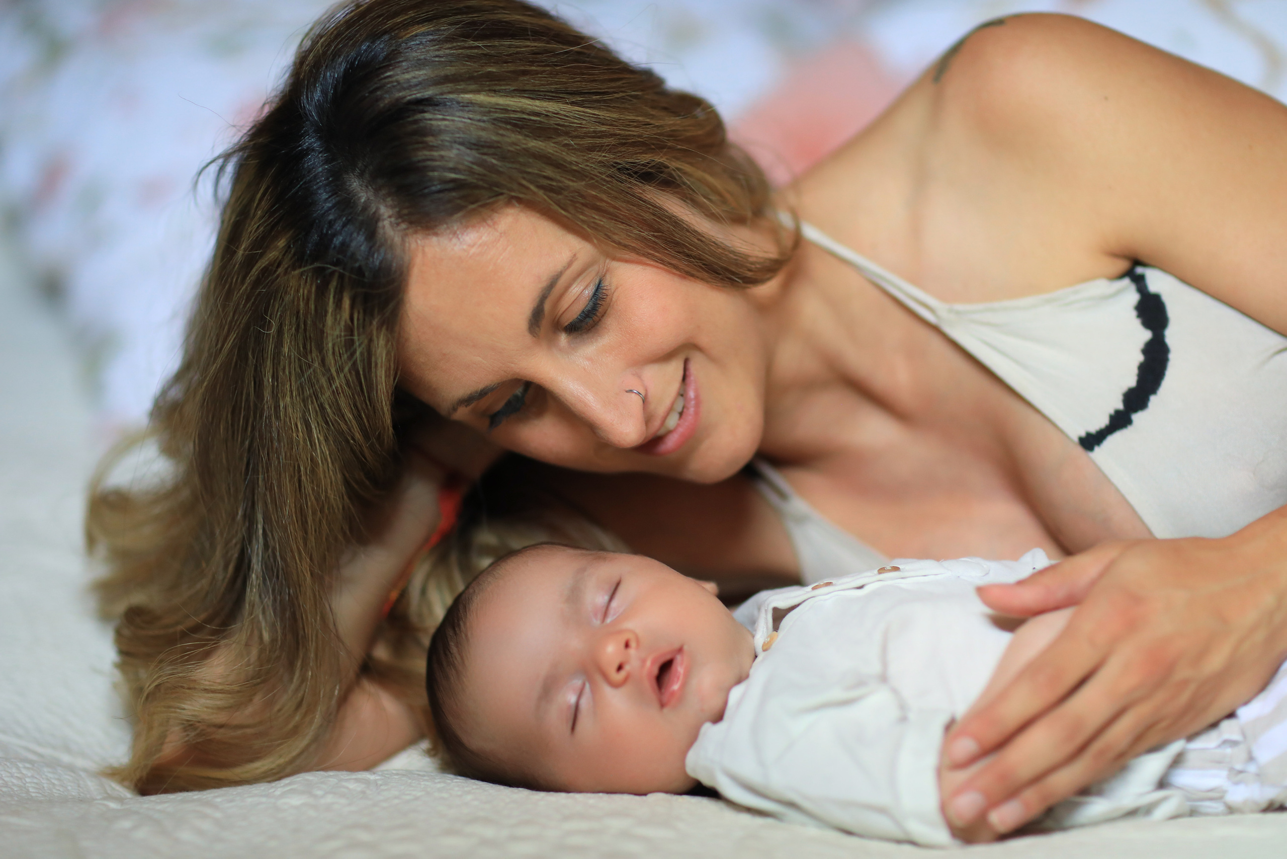 Newborn * Recién Nacidos. Fotografía de Eventos, Embarazo y Familiar en Pirineos