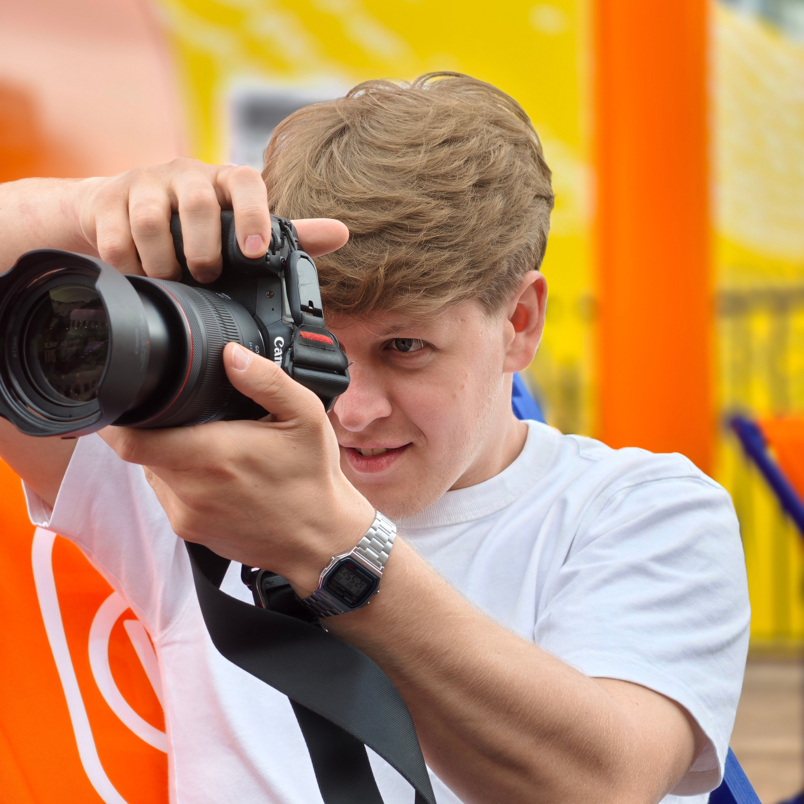 Сontacts. Ilia Pisarenko — Fashion & Street Photographer in Paris