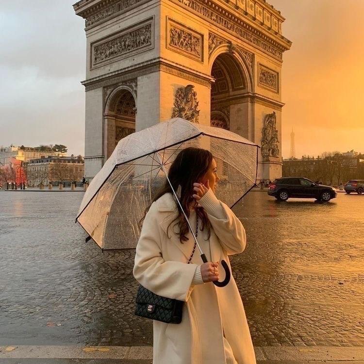 Content Trip. Photographer in Paris Yulia Shkadina | Couples, engagement, pre-wedding, individual photo-shoots in Paris at the best locations