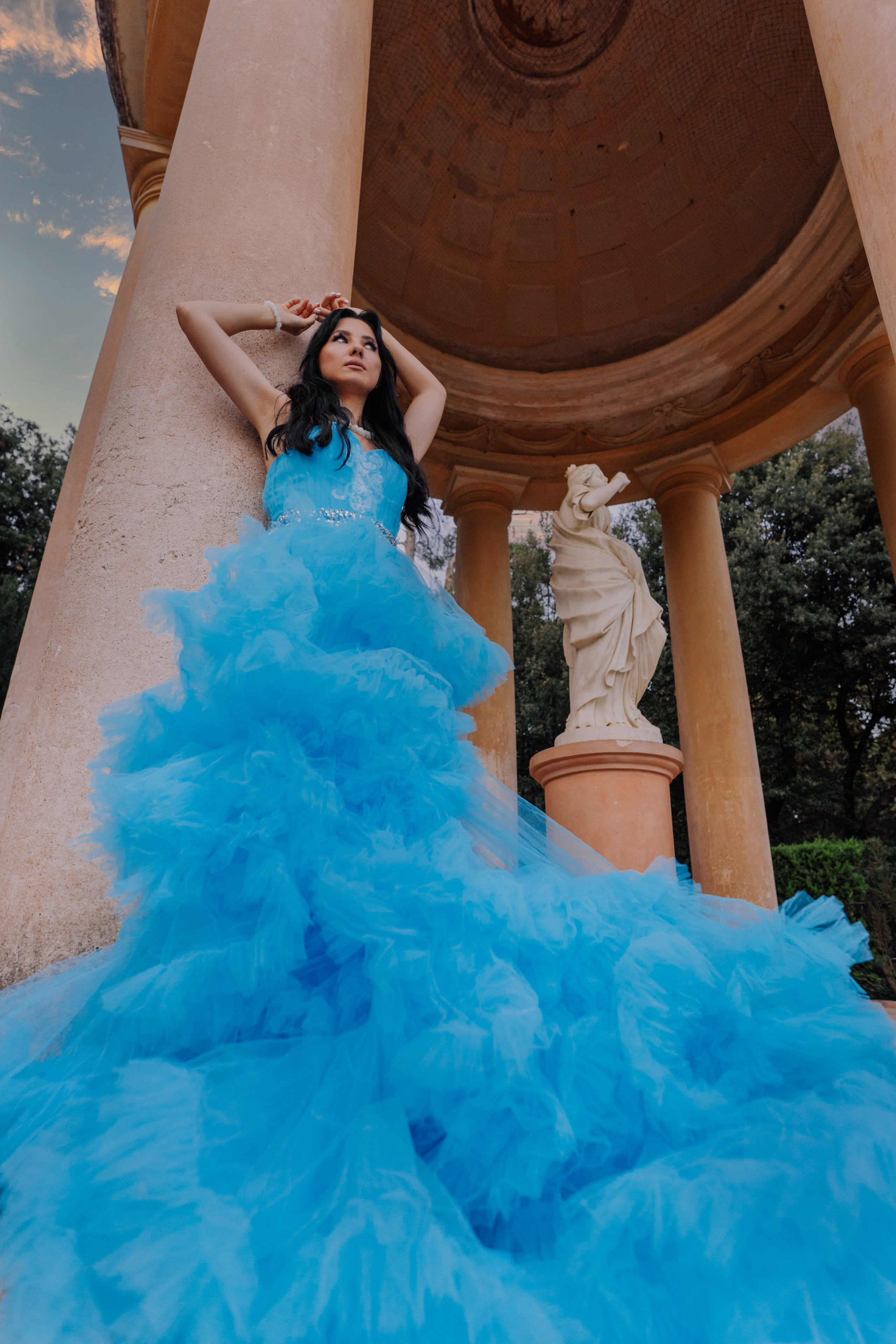 The Secret Park in Barcelona: Perfect for Proposals, Engagements, and Stunning Photoshoots. DiaFoto — Wow Photographer in Barcelona | Premium Barcelona Photoshoot Experience