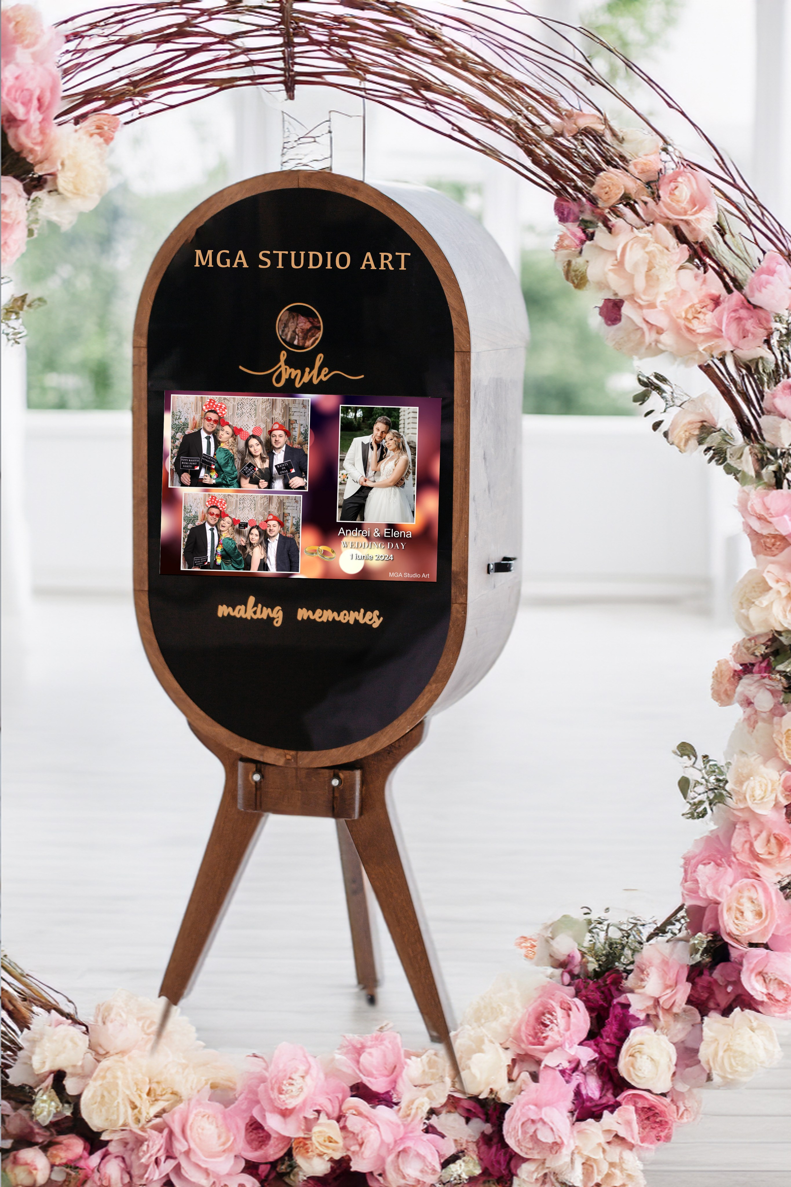 Cabină Foto. MGA STUDIO ART — Fotograf evenimente