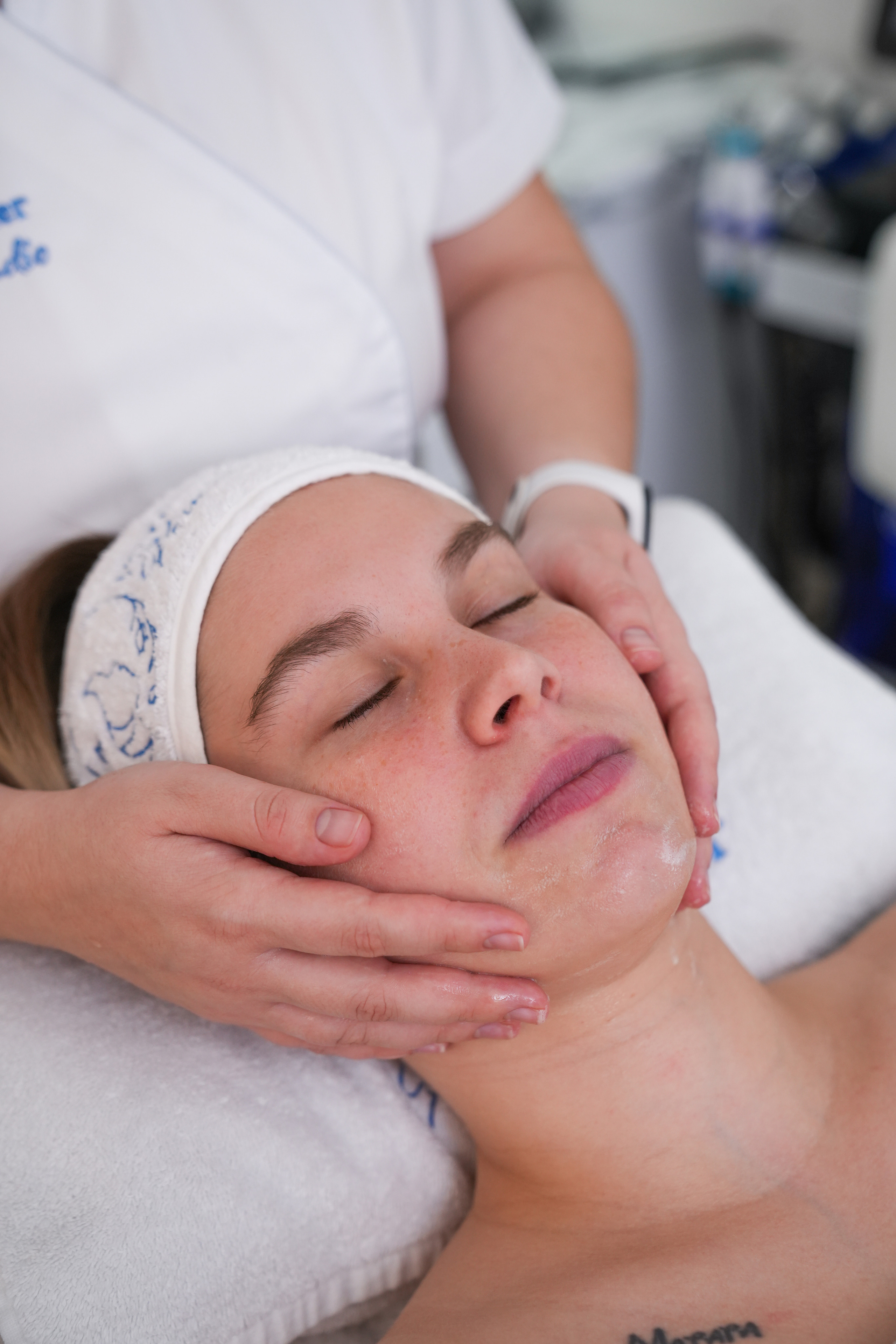 Dienstleistungen. Kosmetikstudio Victoria Becker