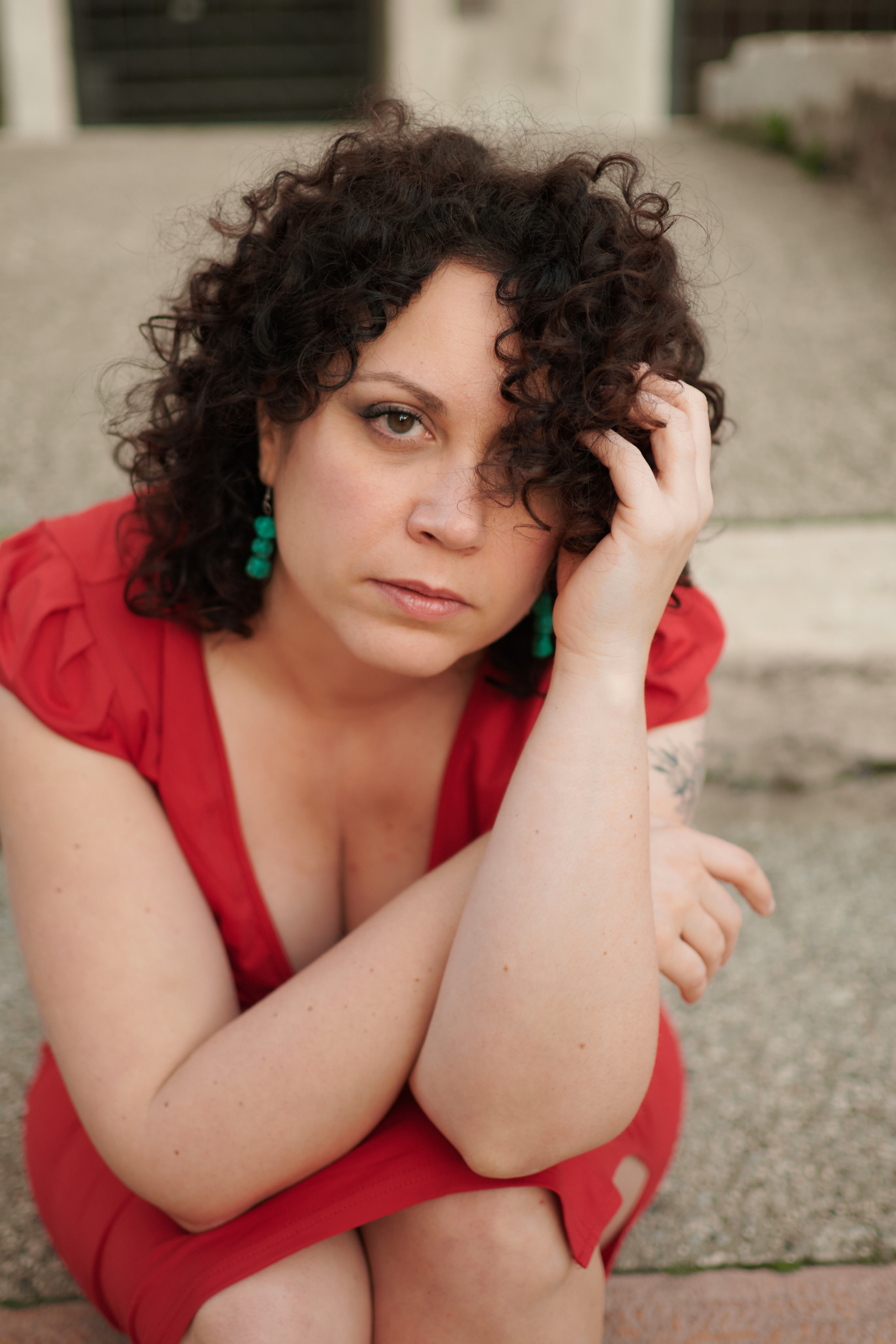Atmospheric photoshoot in Venice with italian girl with red dress. Photographer in Venice, Italy. Yana Zotova
