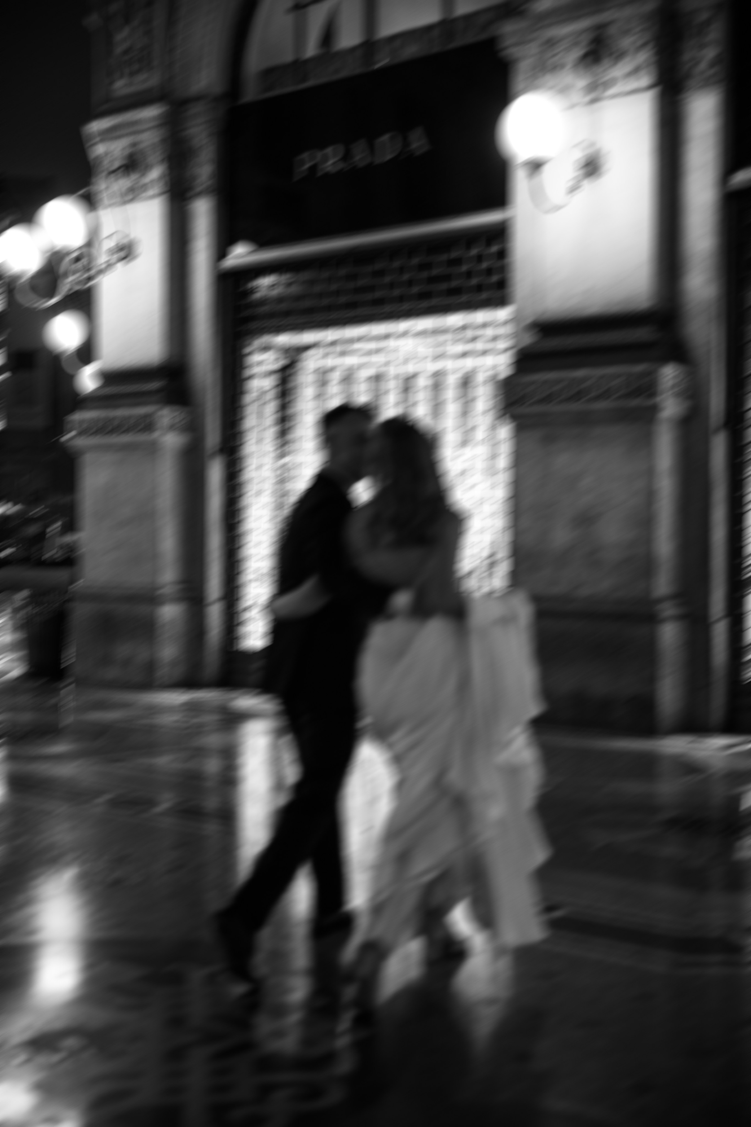 Od stylowych ulic Mediolanu po spokojne brzegi Jeziora Como 🩵. Fotograf Siedlce