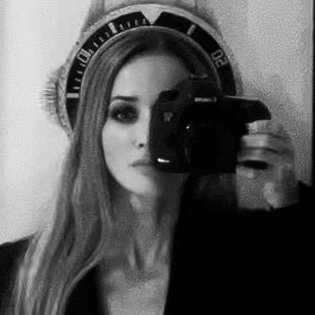 Contacts. Photographe professionnelle de la ville d’Auxerre - Ekaterina Mathieu