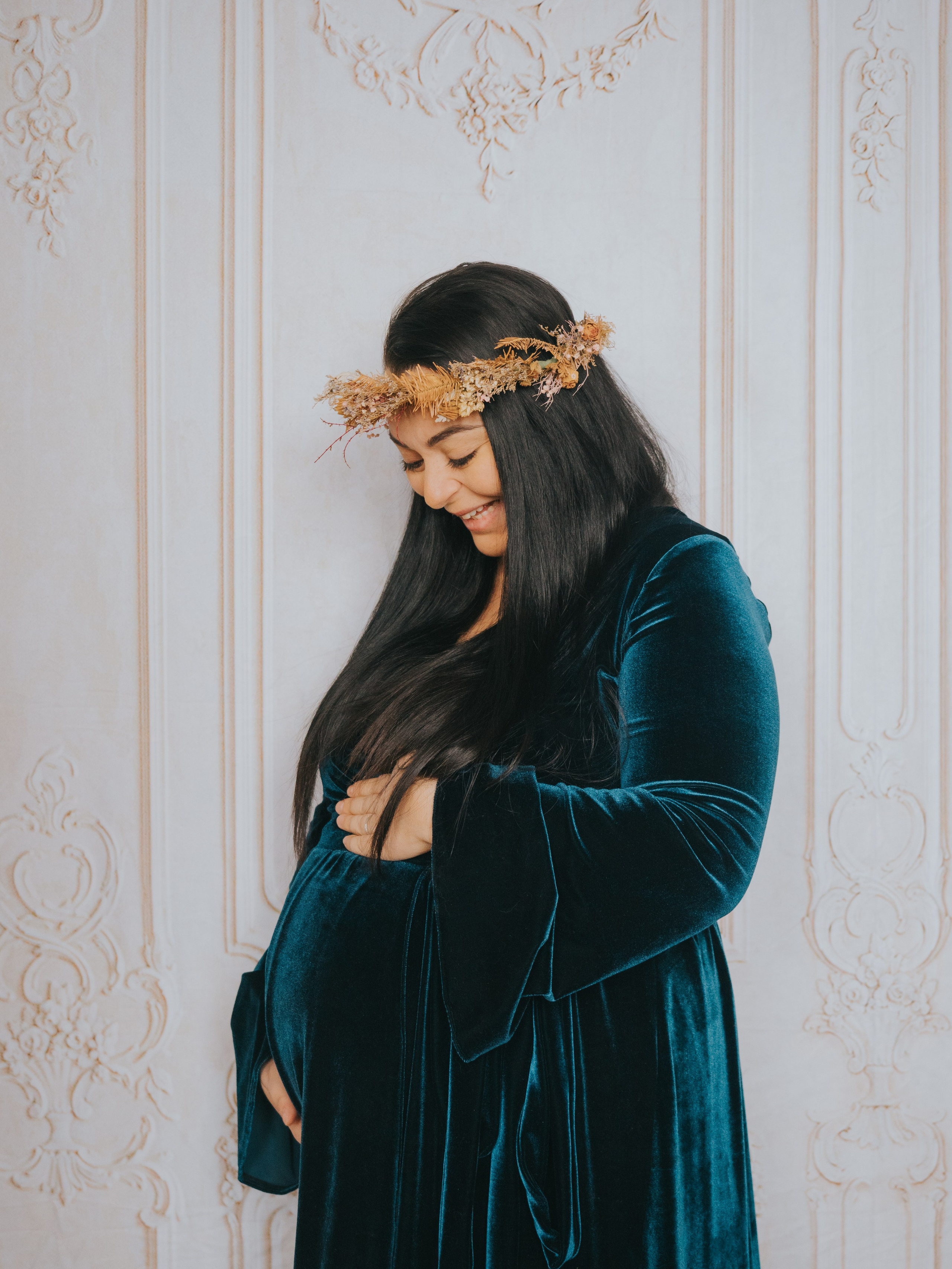 Advantages of planning a Photoshoot in my Montreal Studio in Winter. Mimosa Studios — Maternity & Family Photographer in Montreal