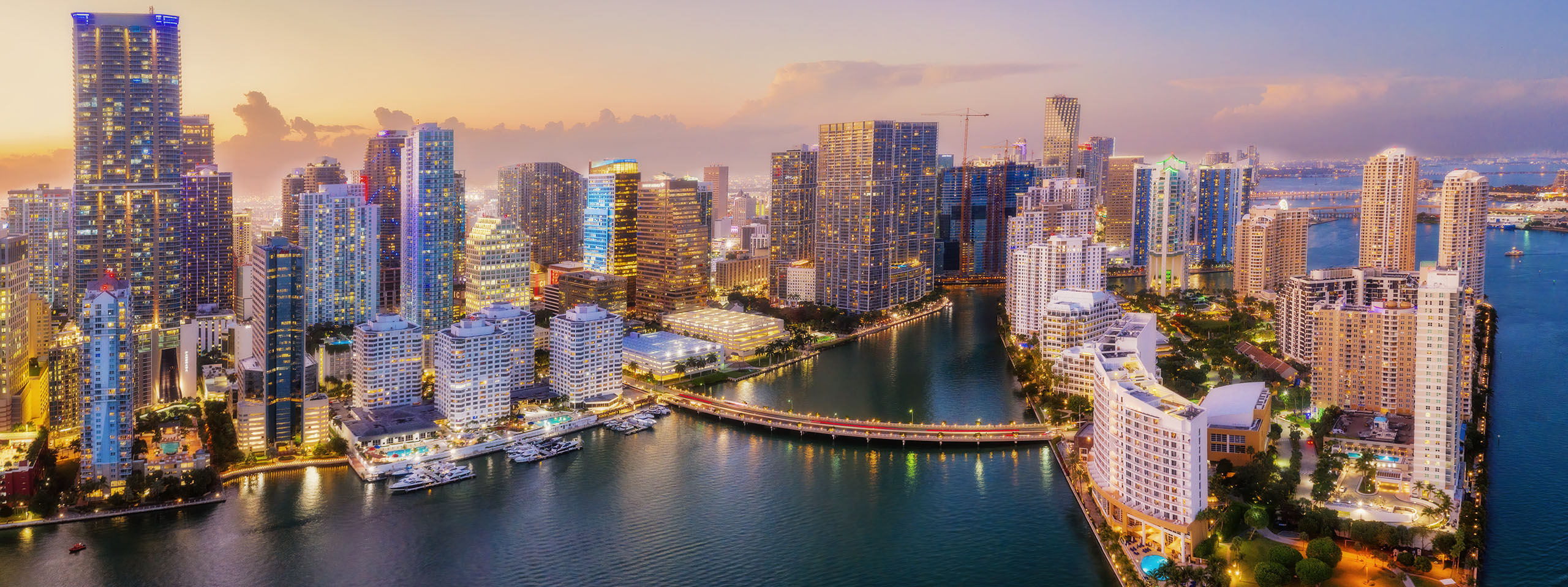 Real Estate Drone Photography. Pet, Senior, Landscape, portrait studio, photographer in Miami and Sou