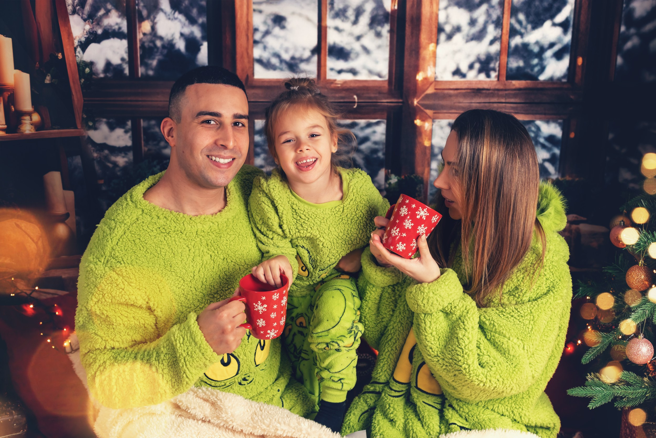 *** CHRISTMAS 2025 ***. Stevenage, Hertfordshire family, maternity and newborn photographer