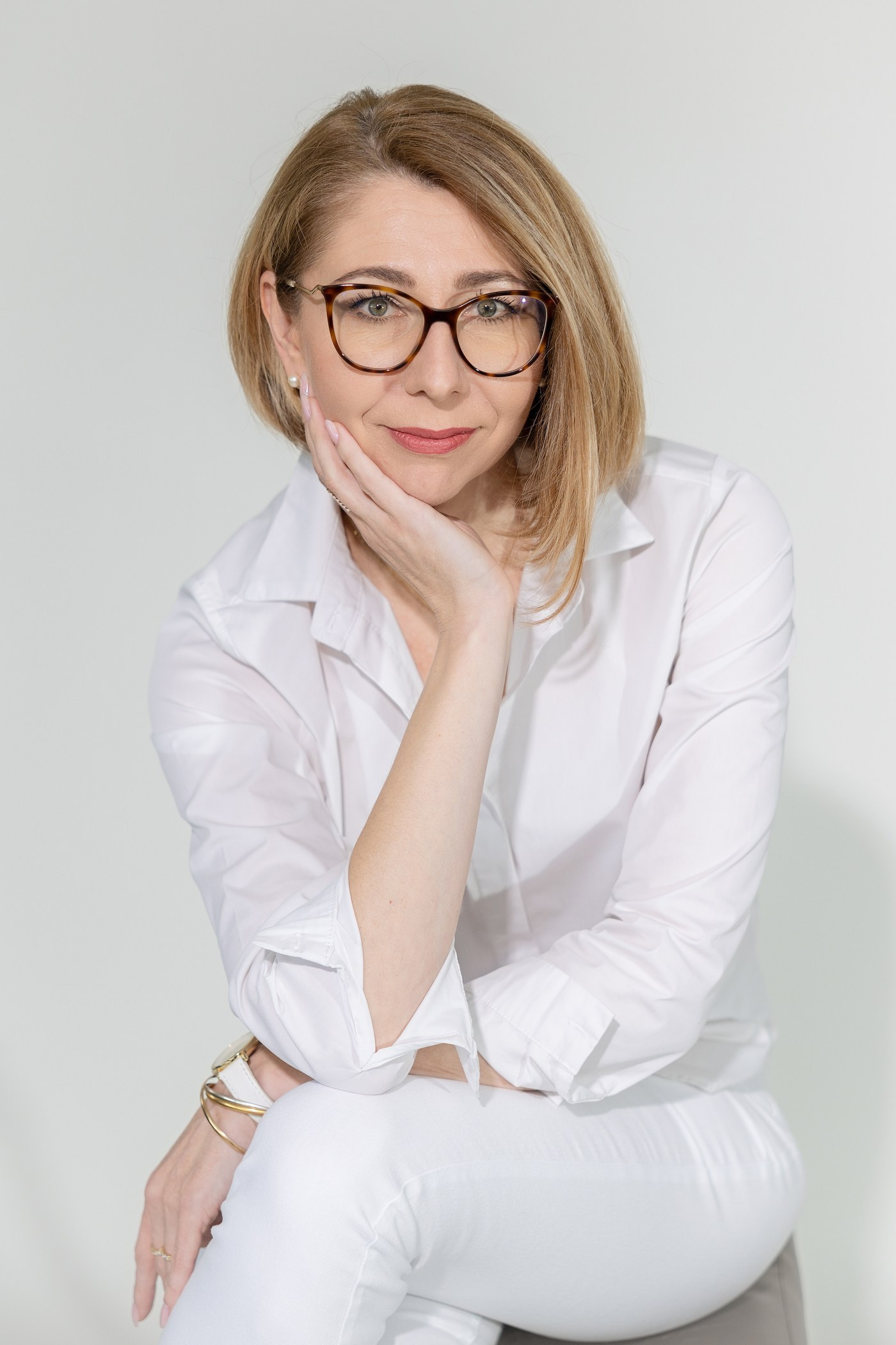 Branding and social media photography. Eugénie Smirnova — your photographer in Toulouse and southwest France