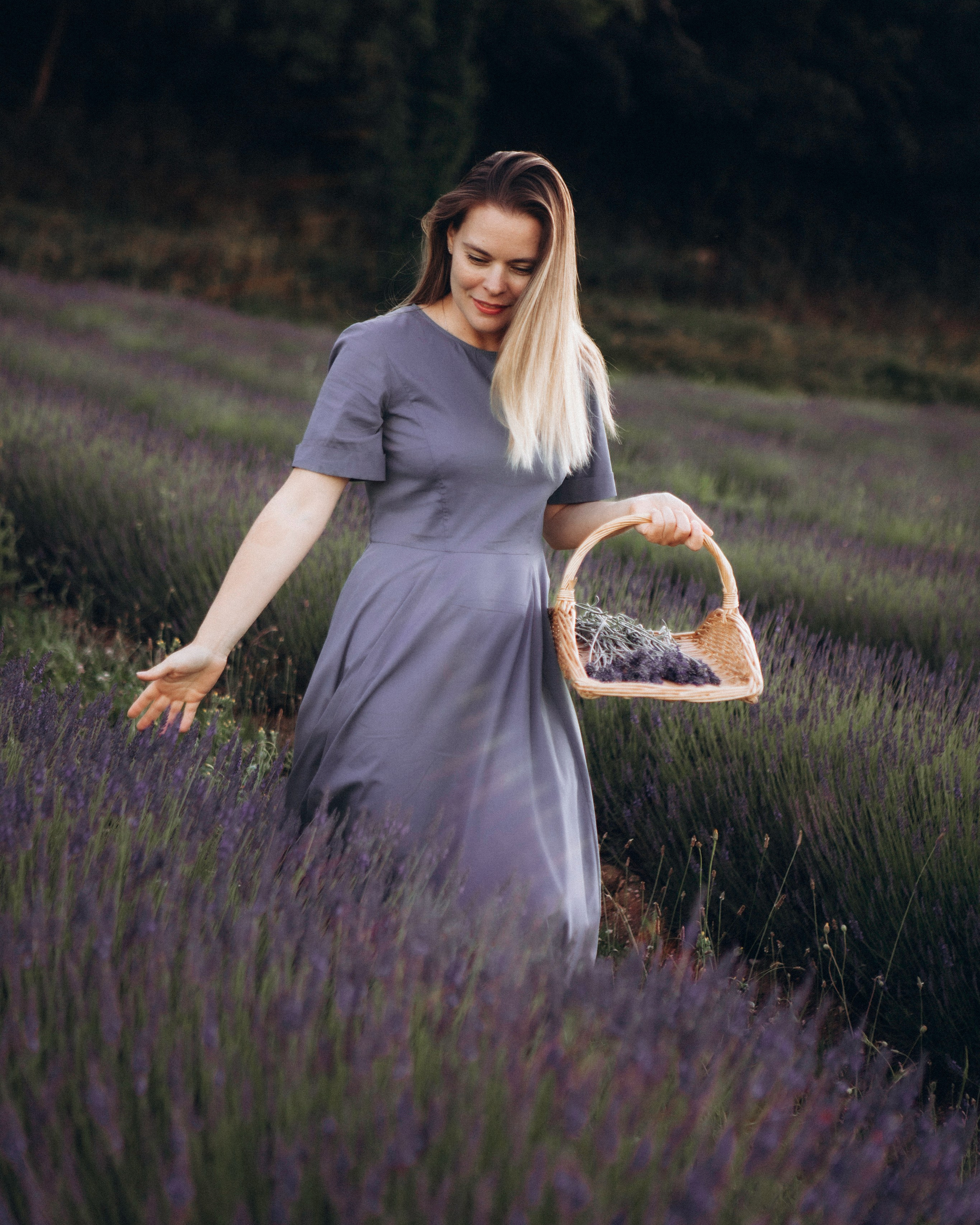 Comment Préparer unr Séance Photo de Famille dans un Champ de Lavande. Eugénie Smirnova — Photographe à Toulouse et dans le Sud-Ouest
