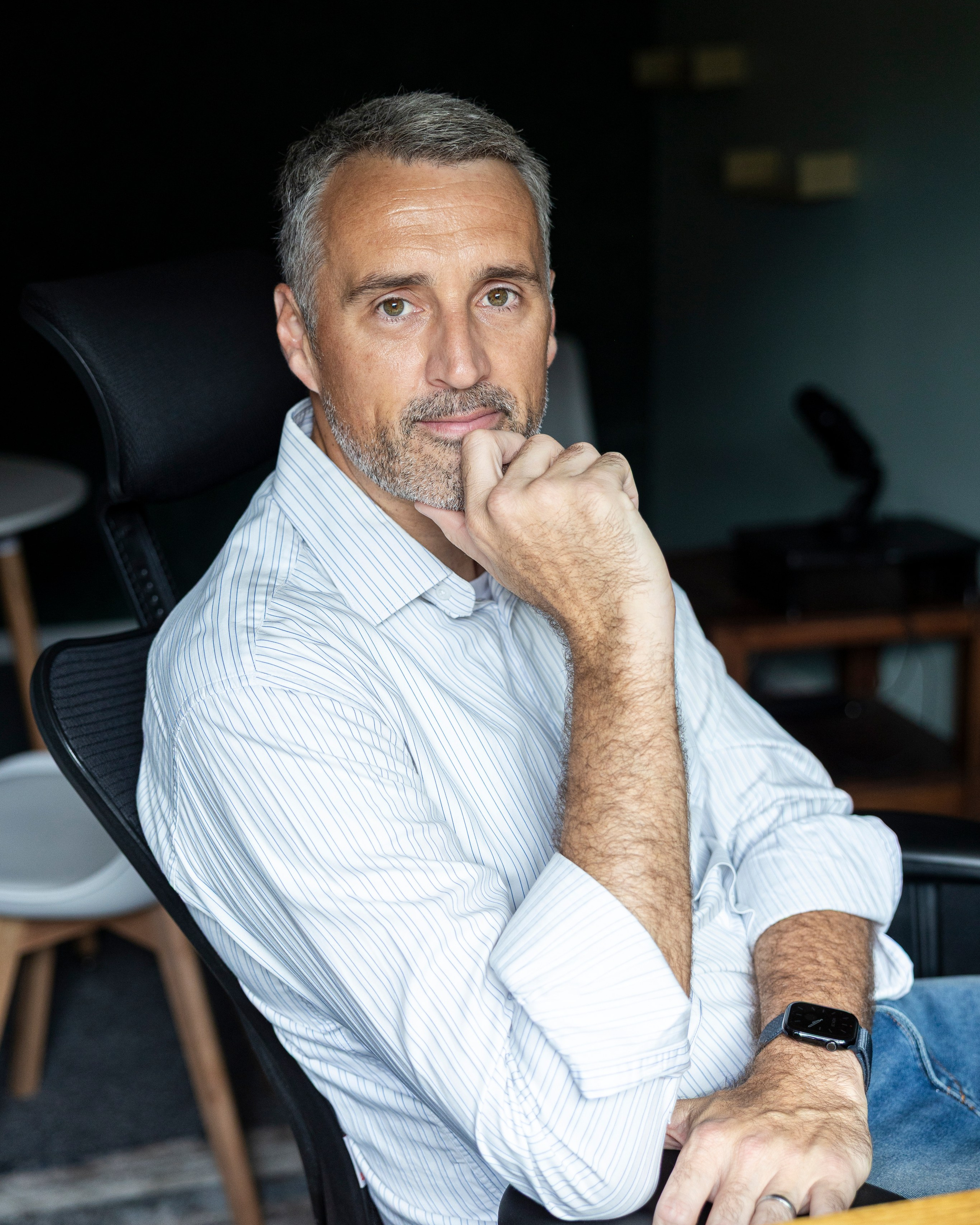 Headshots & Team Portraits. Евгения Смирнова — фотограф в Тулузе и юго-западной Франции