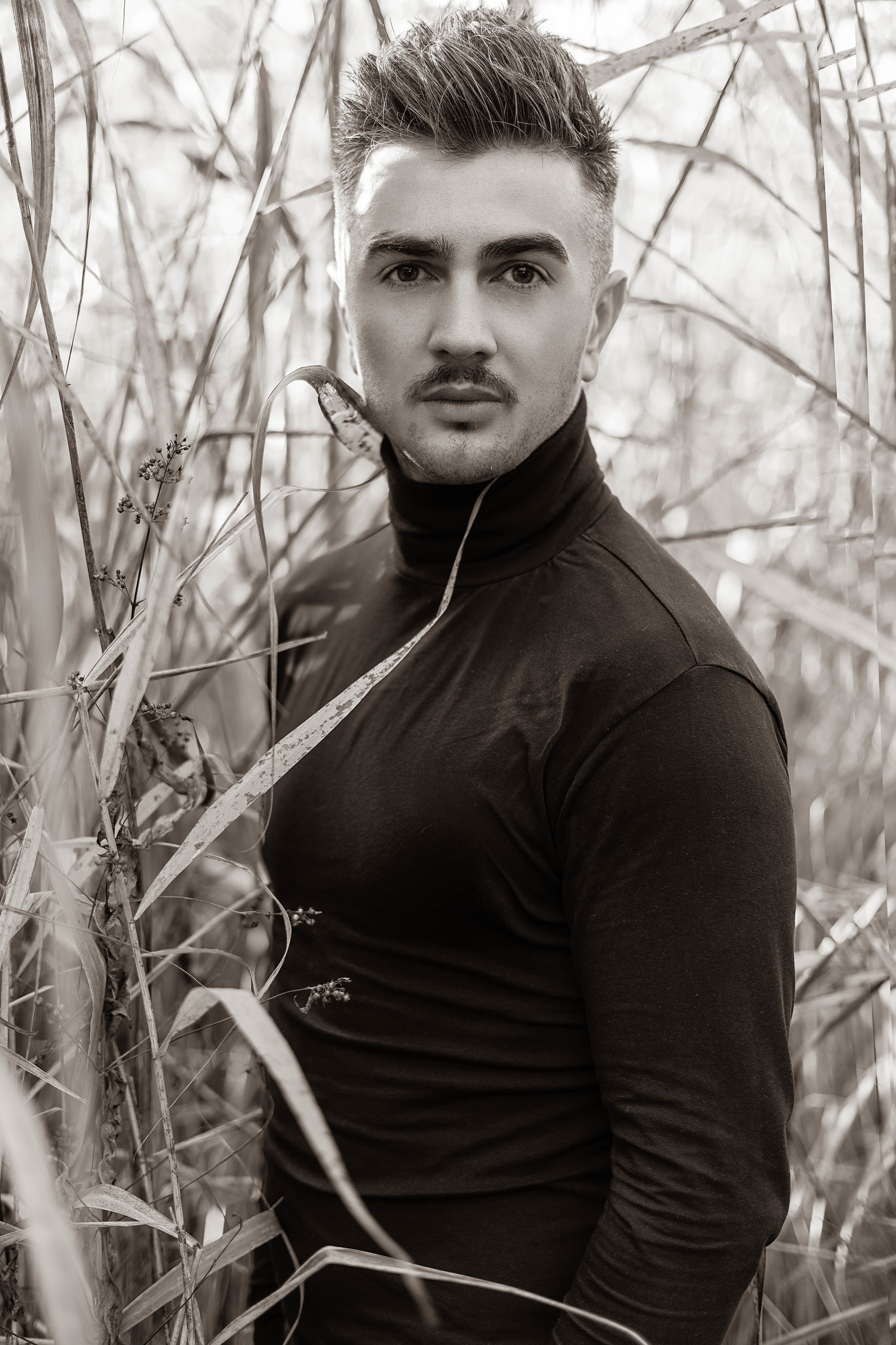 CONTACTS. Vasyl Grygorchuk: Photography & Graphic Design