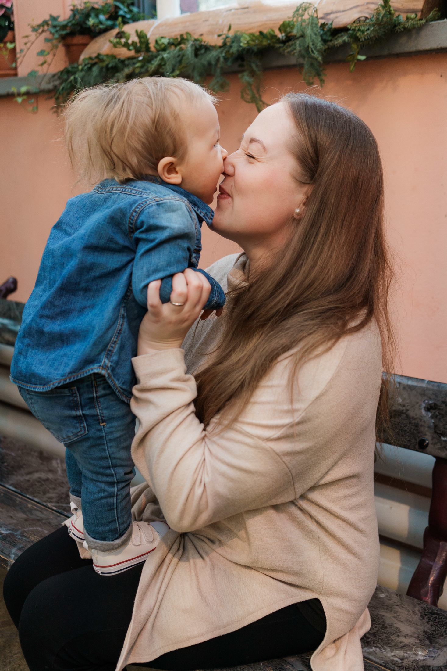 perhekuvaus Talvipuutarhassa