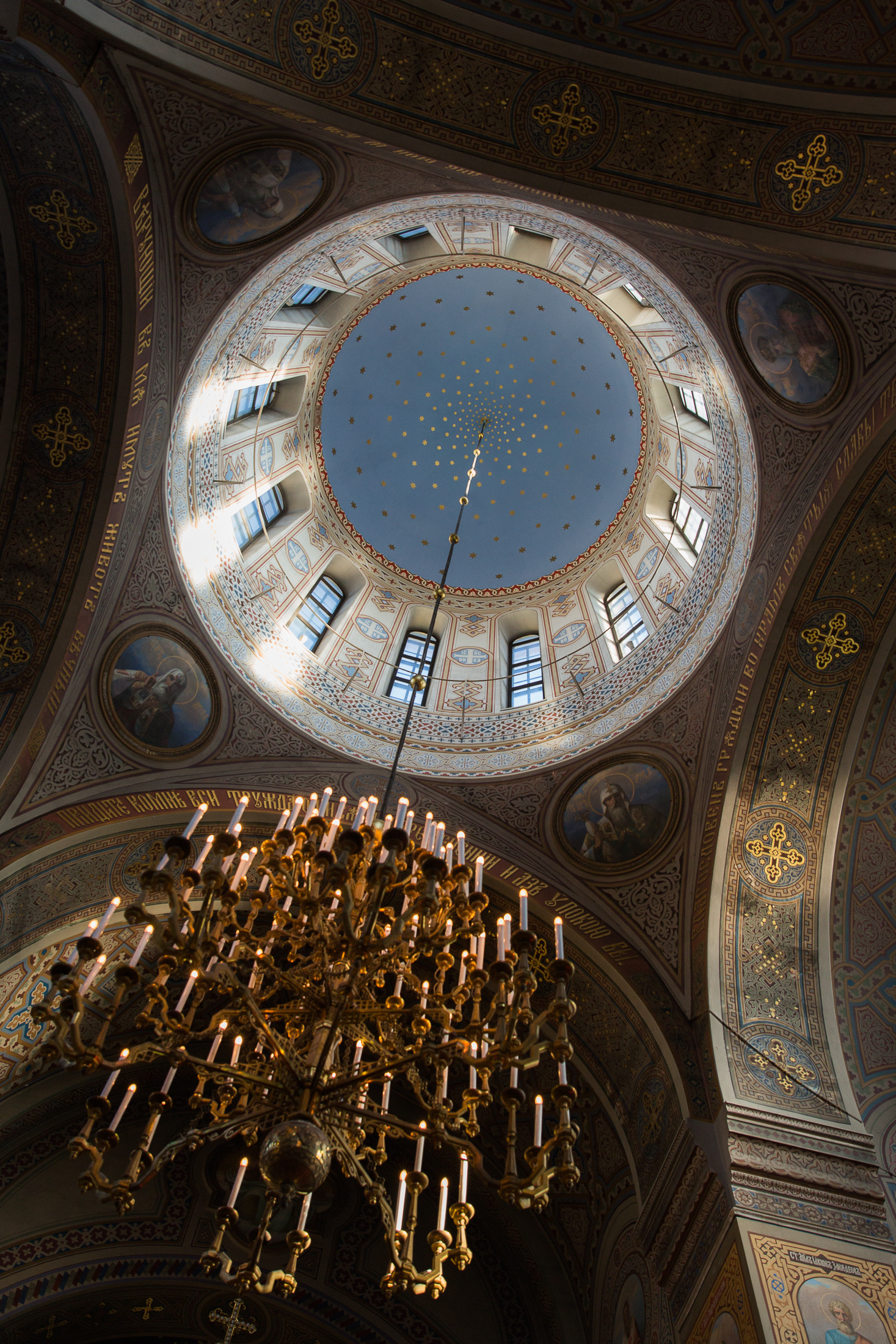 Ristiäisten kuvaus Helsinki, kastajaiset, kastetilaisuus Helsingissä