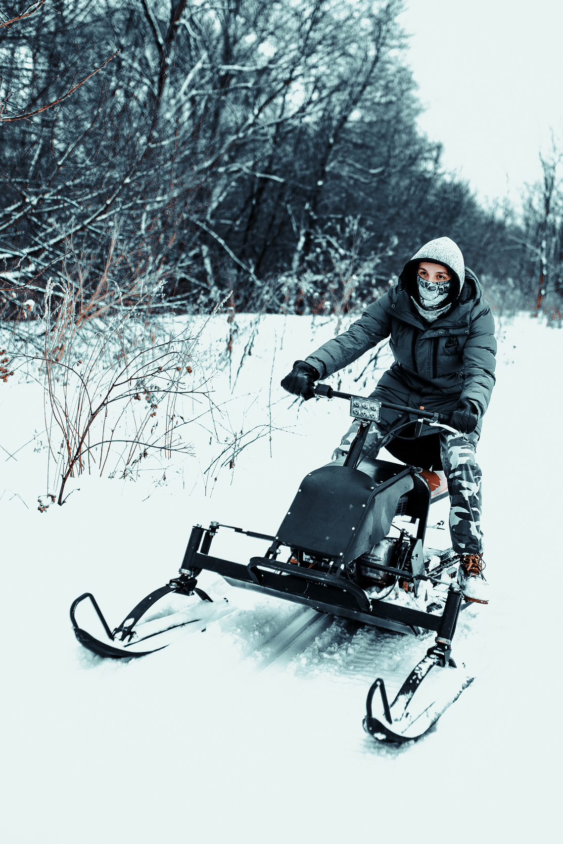 🏡. Mark Smilyanic | Portretni boudoir fotograf iz Beograda