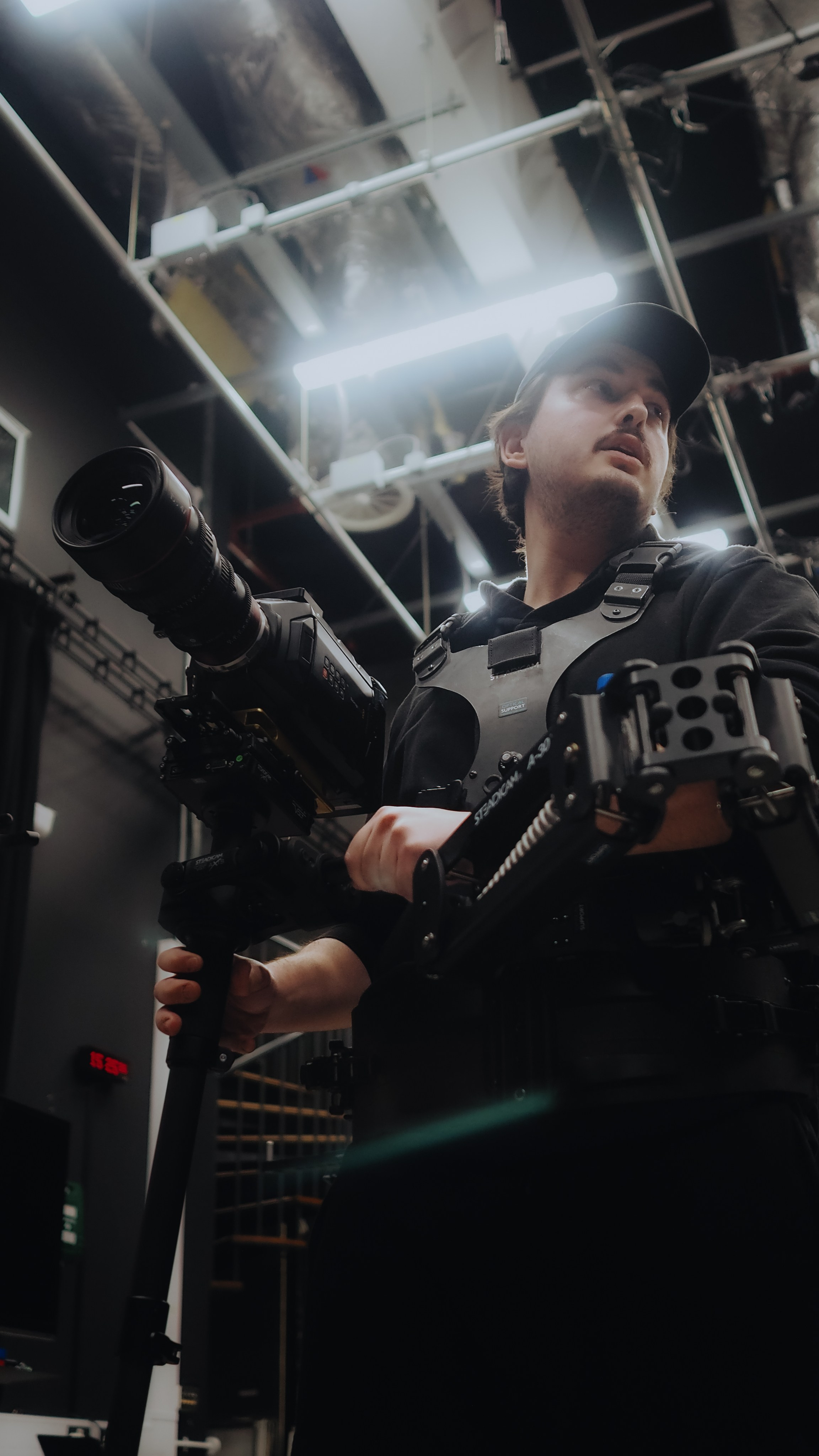 Contact. Vural Sahin I Photography & Videography