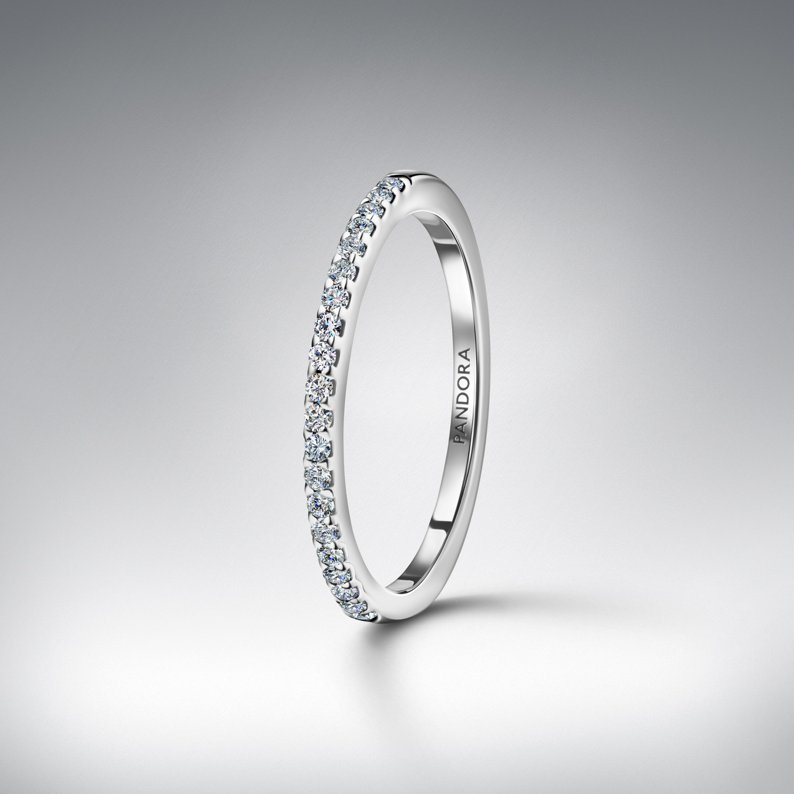 Daria Medved e-commerce Produktfotografin, Amazonfotografin in Hamburg