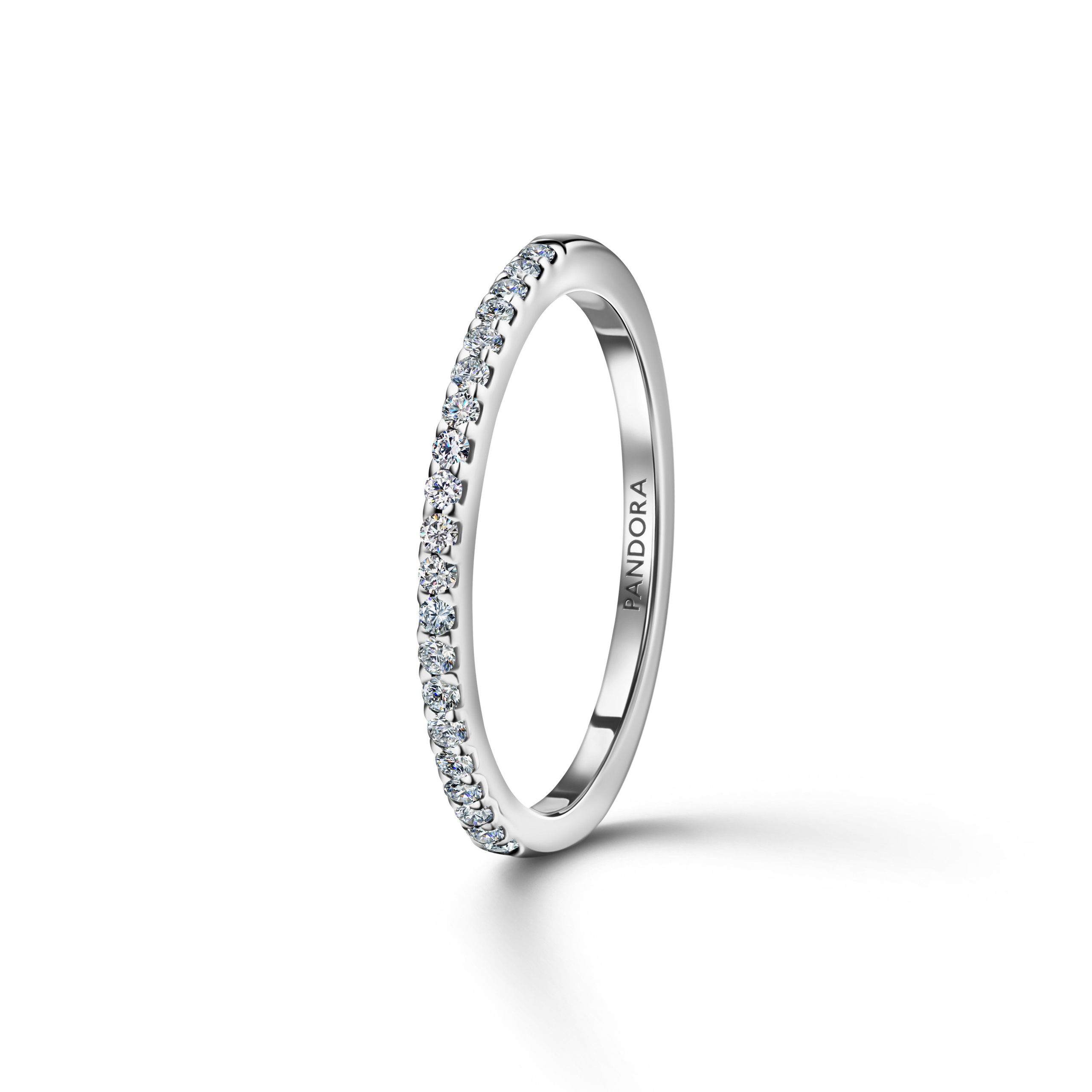 Daria Medved Produktfotograf Amazonfotograf Werbefotograf Hamburg. Daria Medved e-commerce Produktfotografin, Amazonfotografin in Hamburg