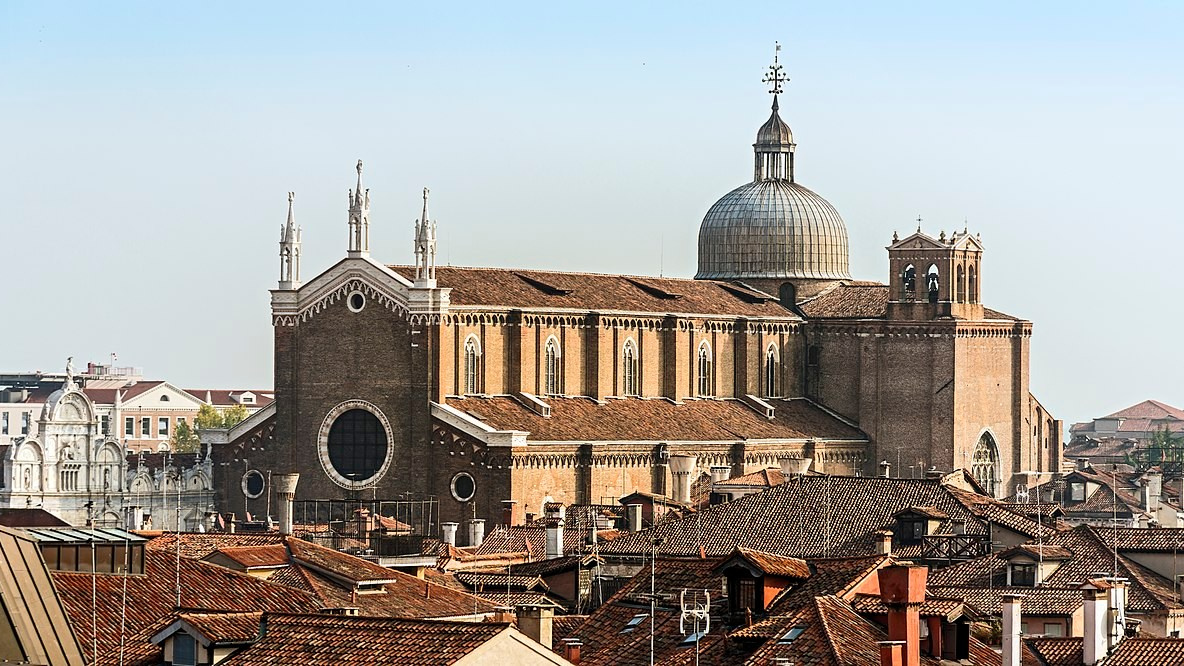 Ангелы и Демоны Тропами Роберта Лэнгдона От площадей и фонтанов до церквей и соборов — вы увидите главные достопримечательности Рима,