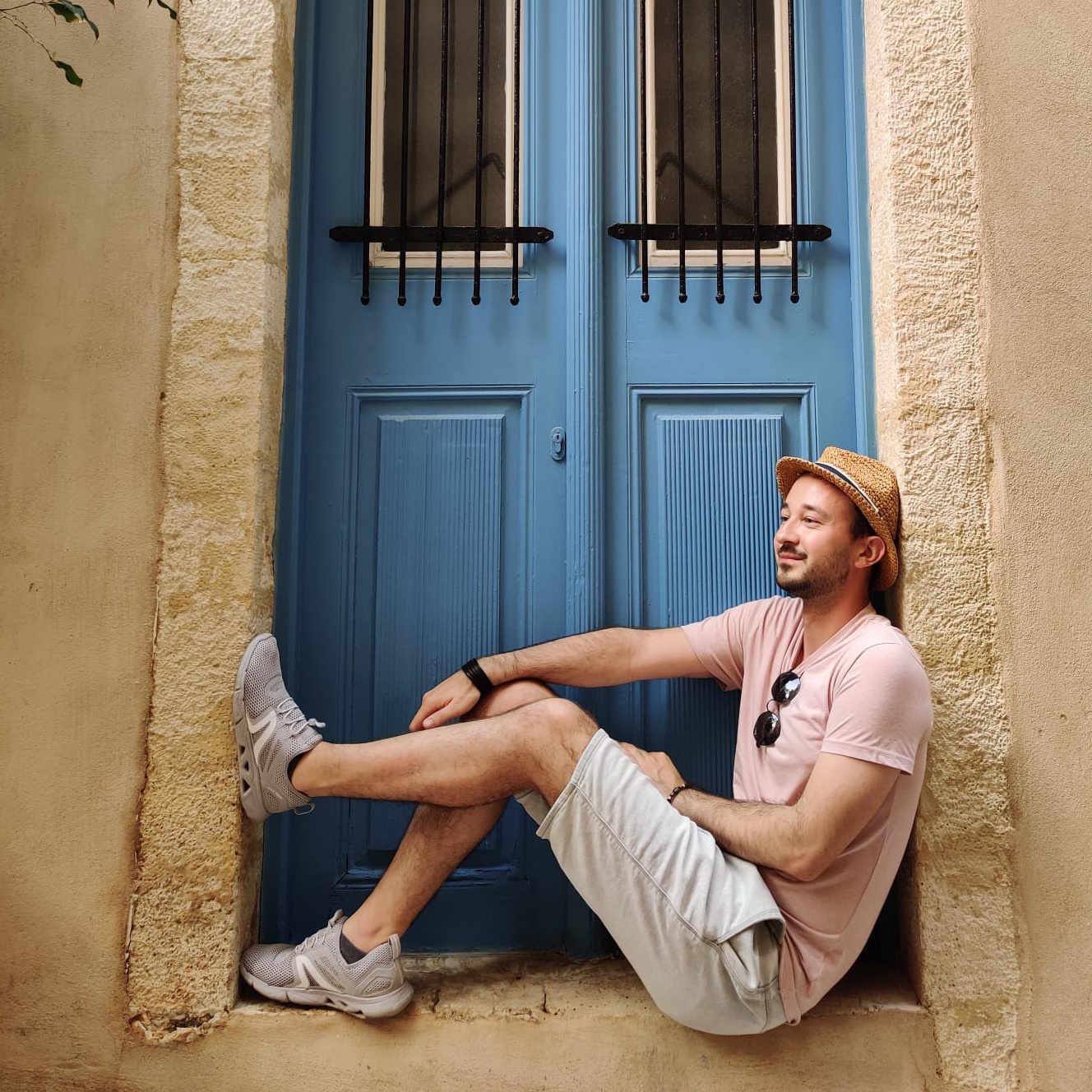 Contact. LondonPhotoStory — Vacation Photographer in London