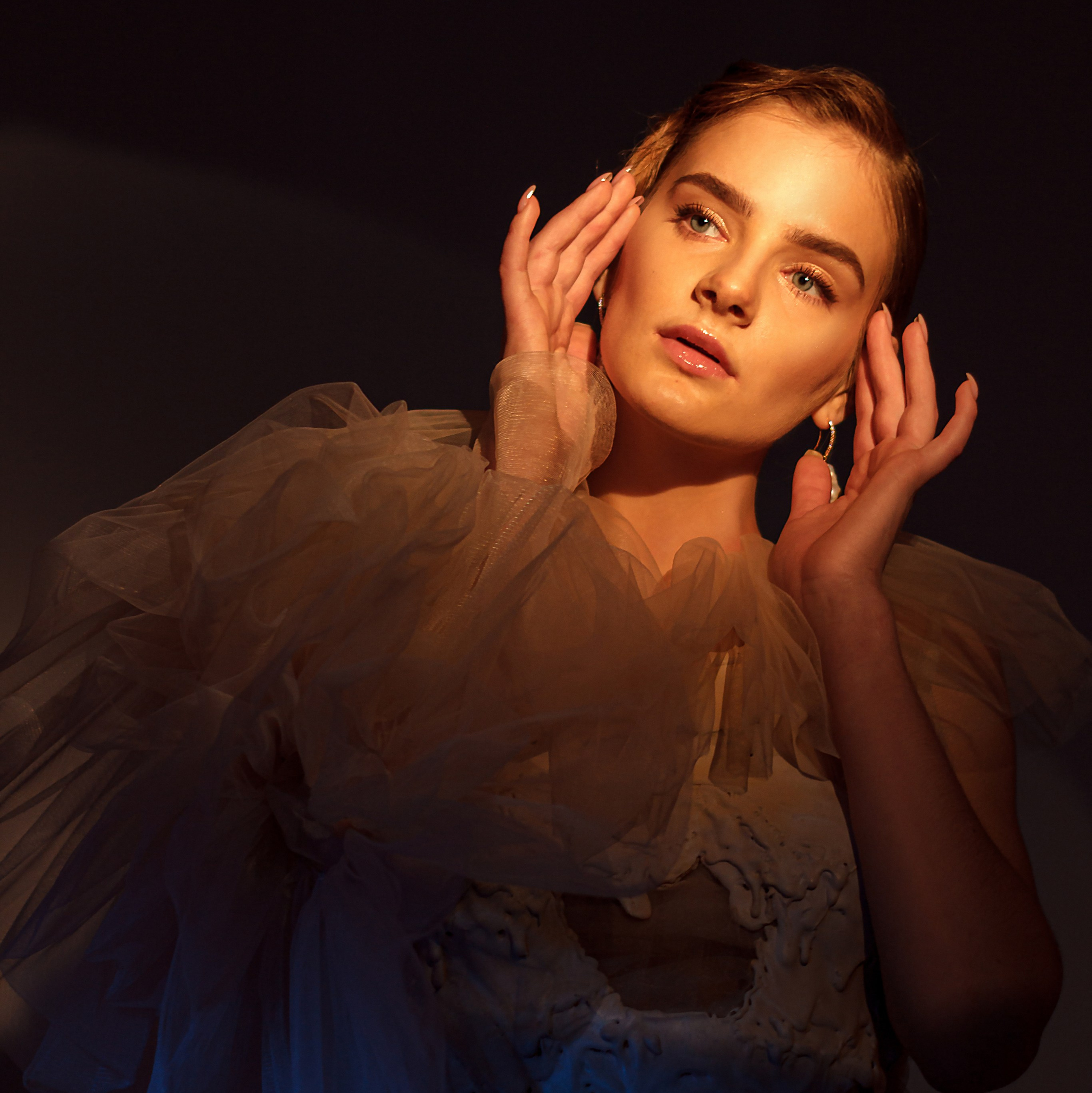 Warsztaty ze światła studyjnego. Fotograf Vika Saroka