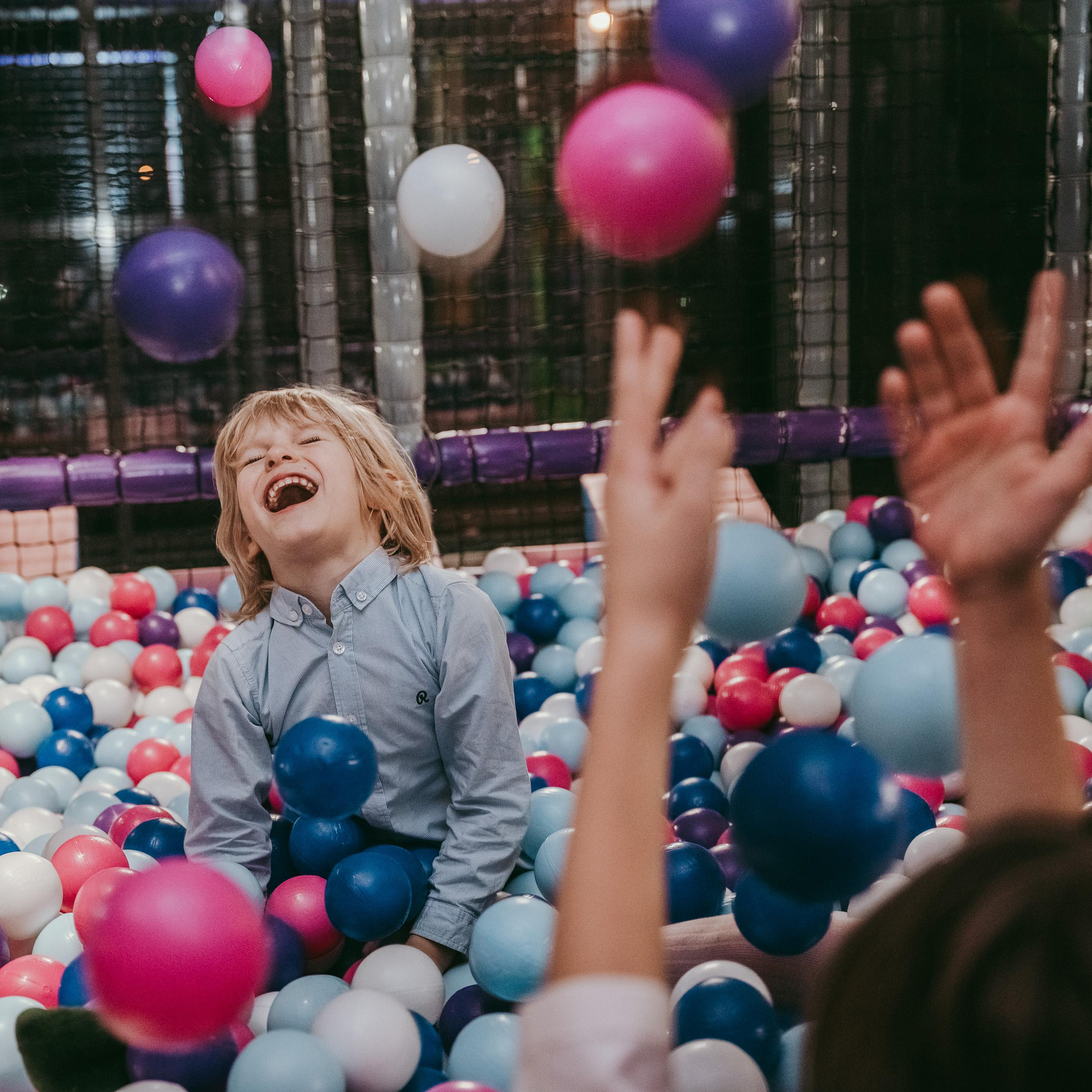 Fotografisanje RODJENDANA. Deciji i porodicni fotograf u Beogradu Oksana Skendzic