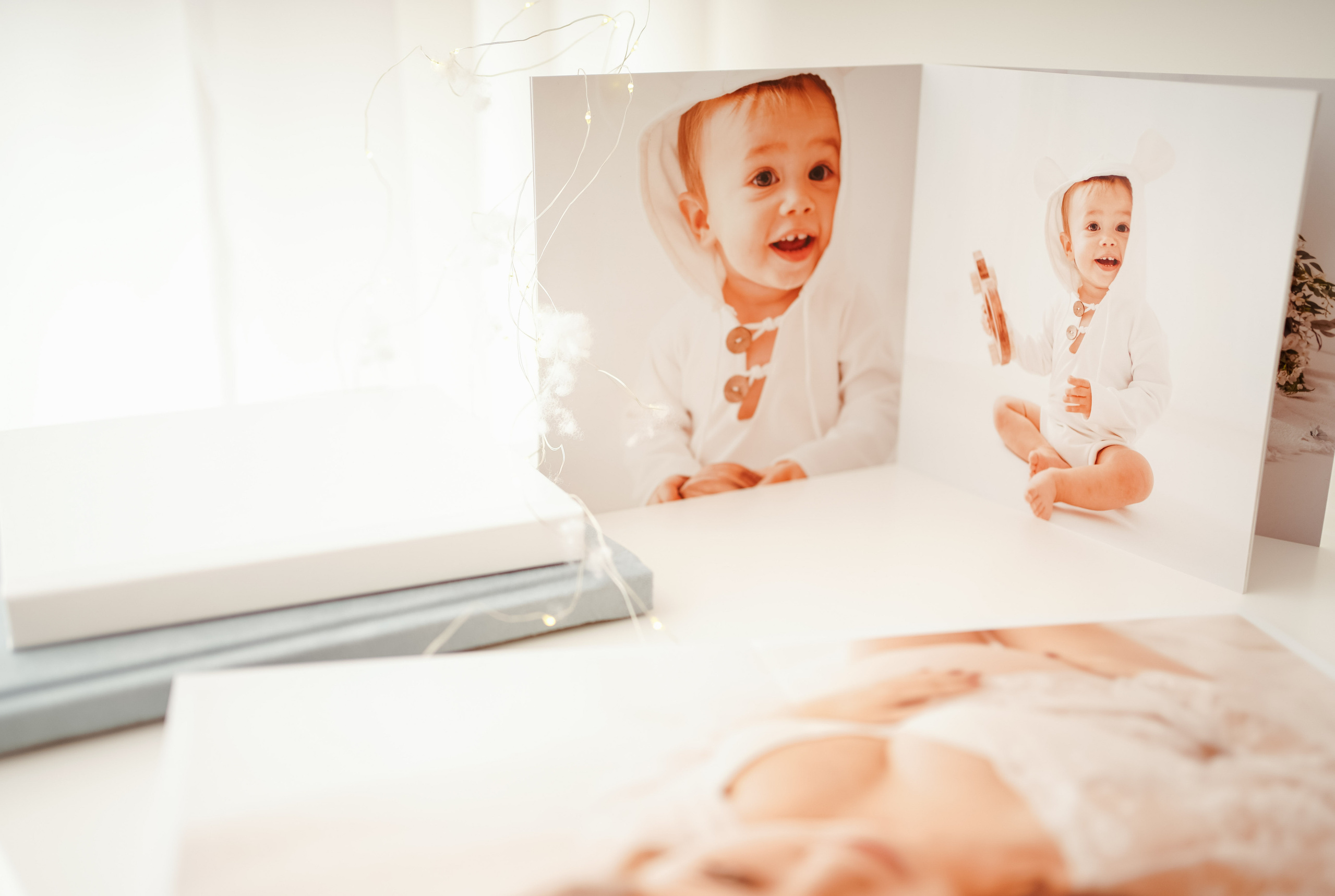 Fotografia rodzinna w Łodzi. Fotograf Łódź. Sesja noworodkowa, ciążowa.