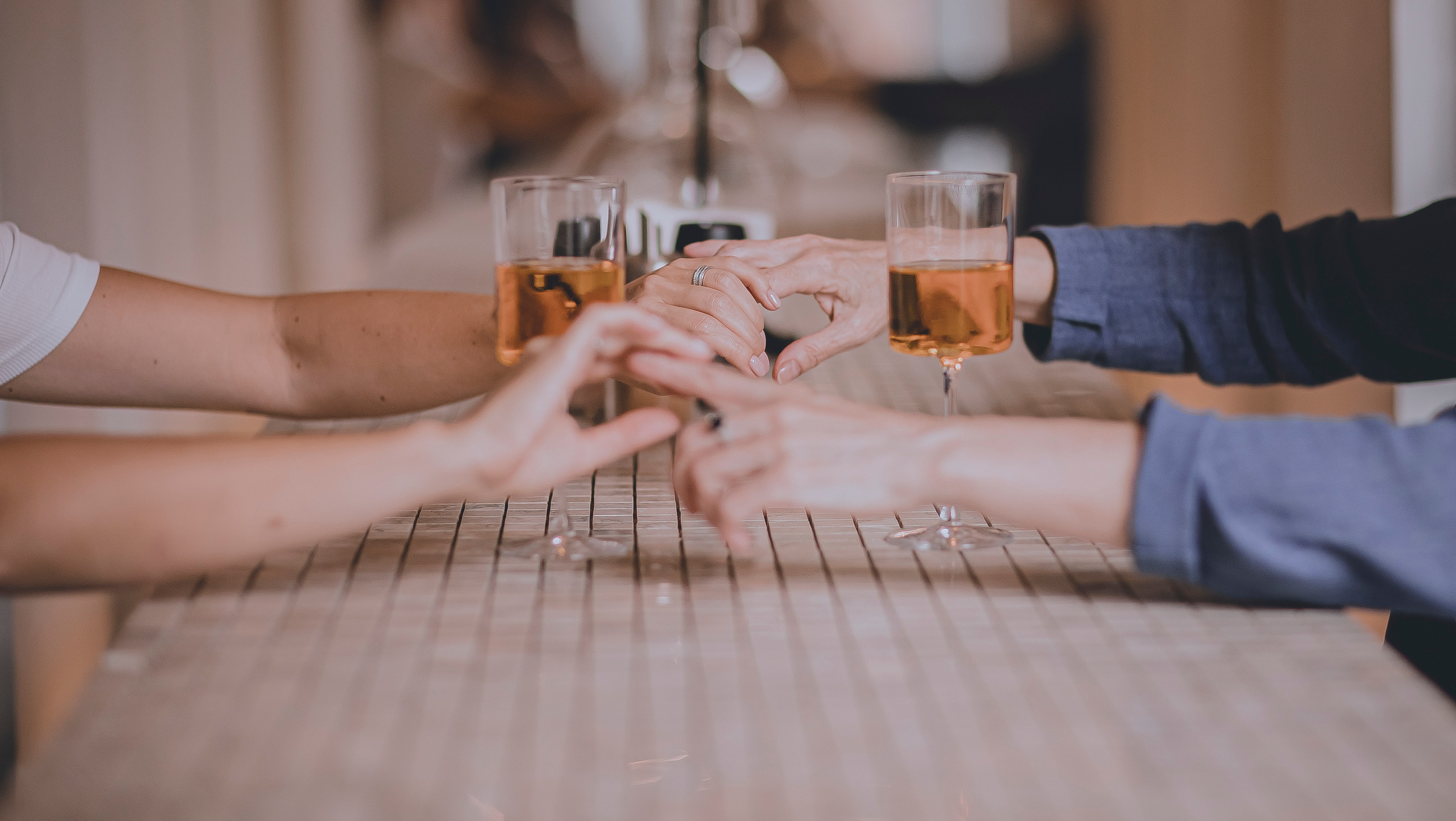 Corporate. Annecy Film — Videography, Vidéaste Kate CRAMON in Annecy and Geneva