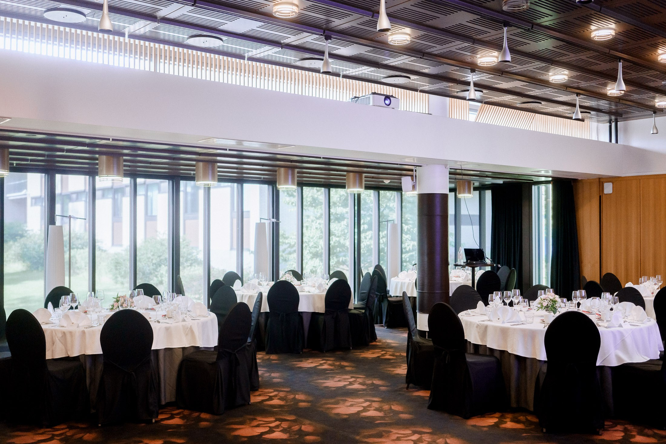 Hääkuvaajan neuvot hääjulhapaikan valinnasta