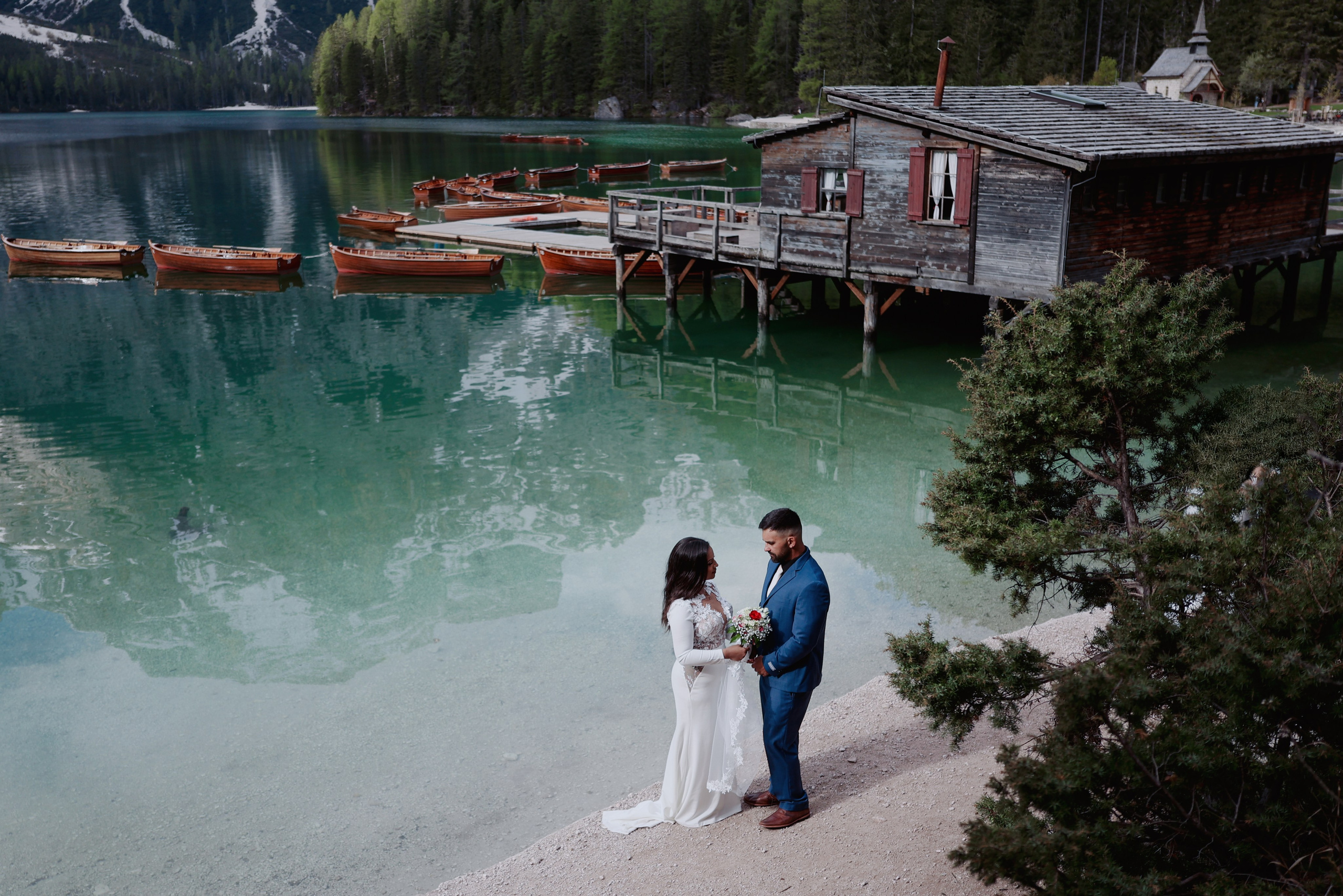 Lago di Braies wedding