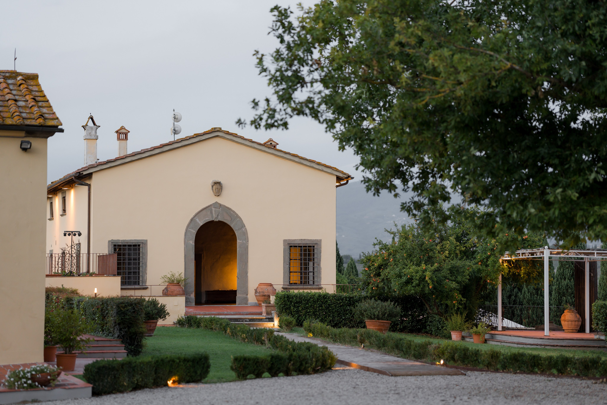 Dom&Ally. Wedding photographer Italy