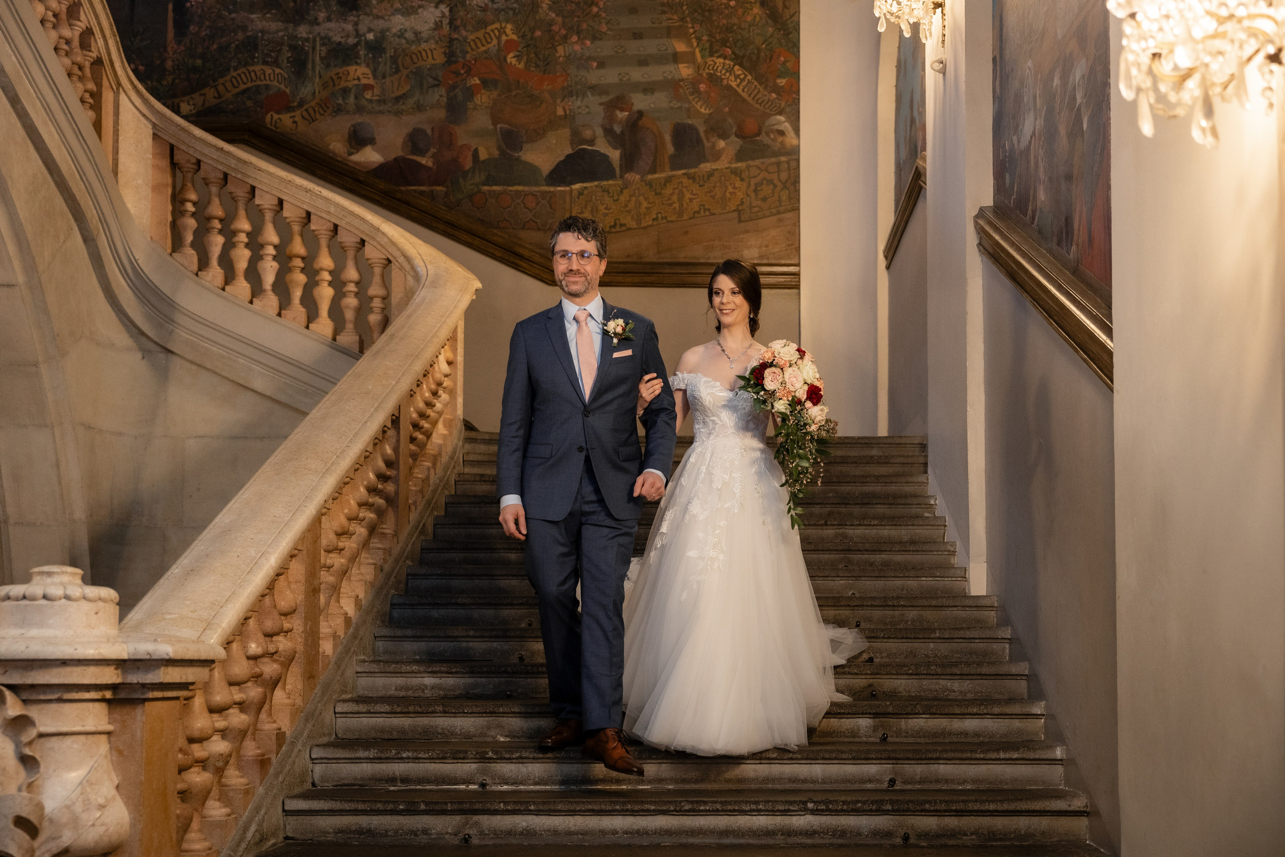 Christmas wedding to remember in Toulouse, Capitole. Gillian & Scott. Eugenie Smirnova — wedding, corporate and lifestyle photographer in Toulouse and Southwest France