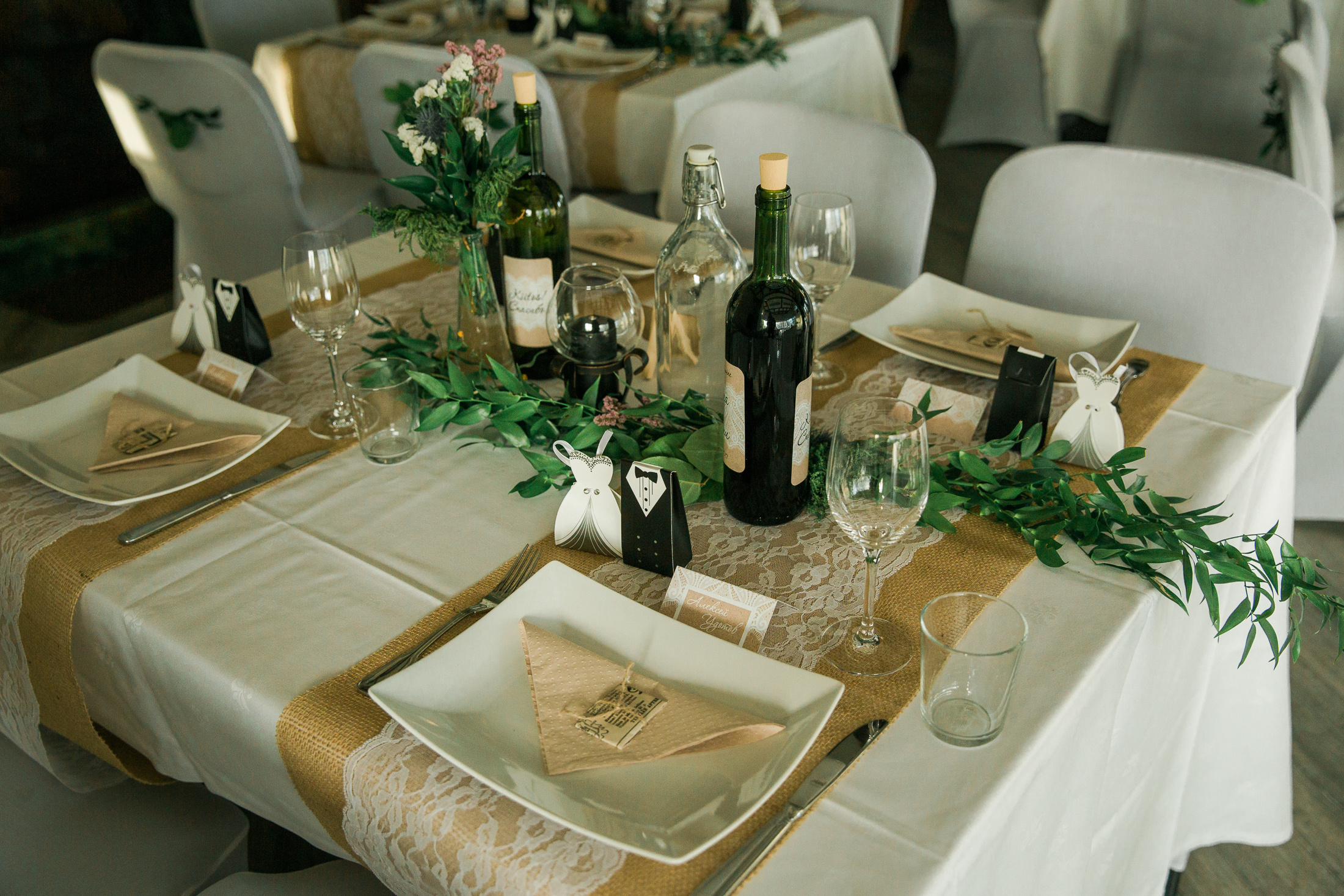 Irina&Teemu, Temppeliaukion kirkko + Villa Åkerblom, hääkuvaus Helsinki