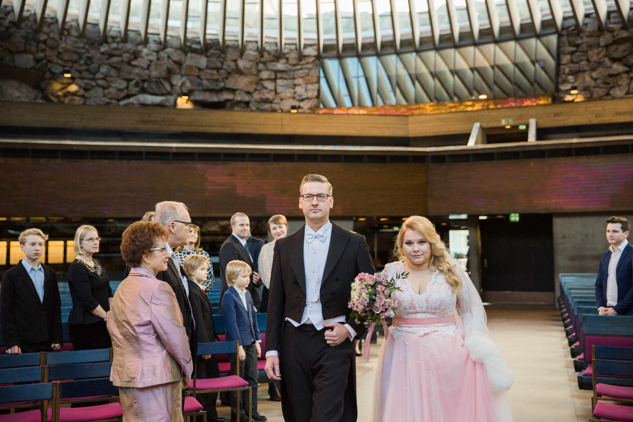 Irina&Teemu, Temppeliaukion kirkko + Villa Åkerblom, hääkuvaus Helsinki