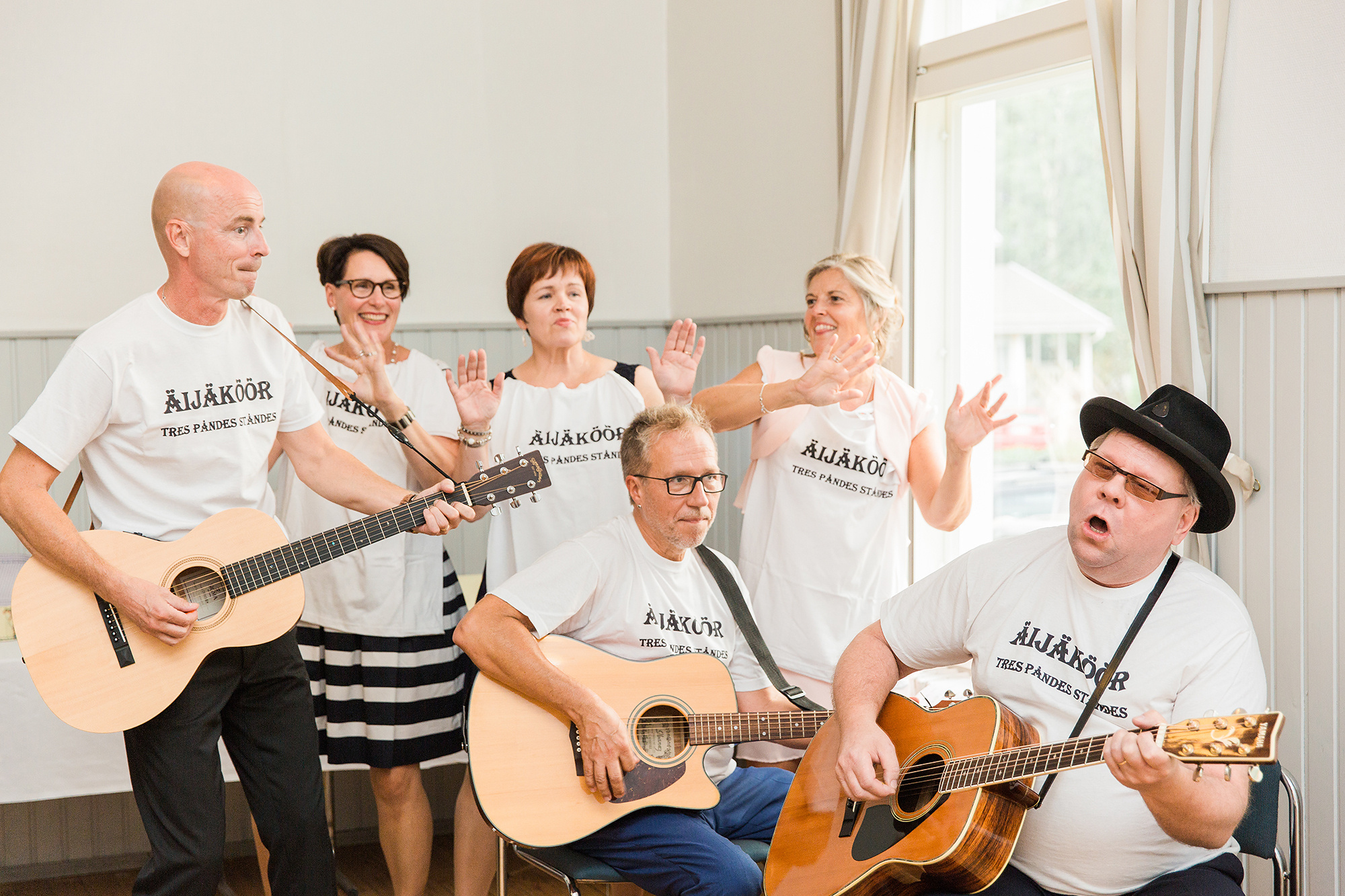 Riikka&Antti, kesähäät Tapanilassa