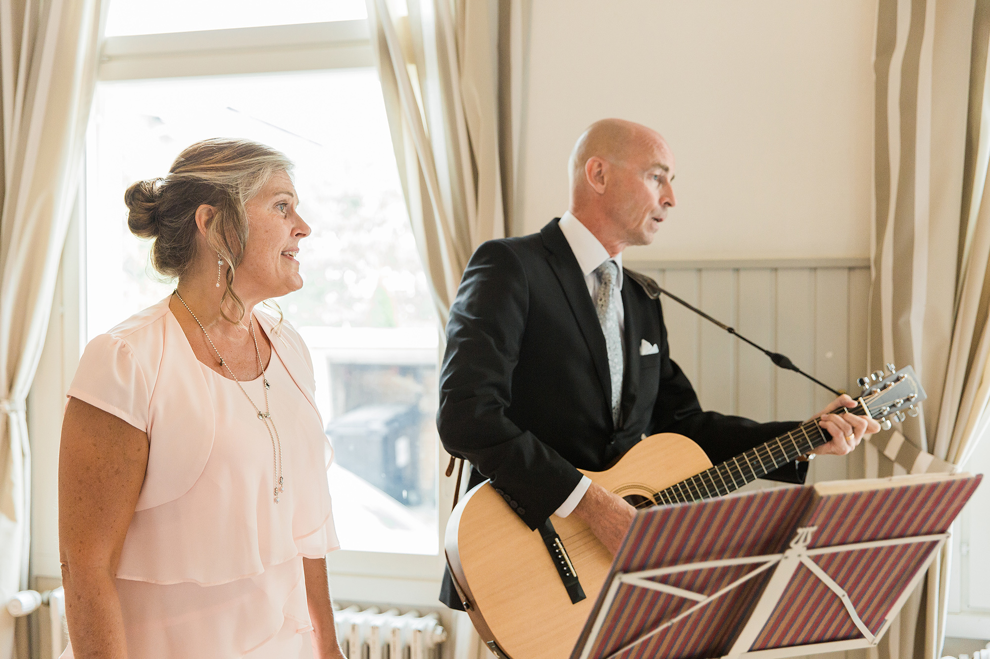 Riikka&Antti, kesähäät Tapanilassa