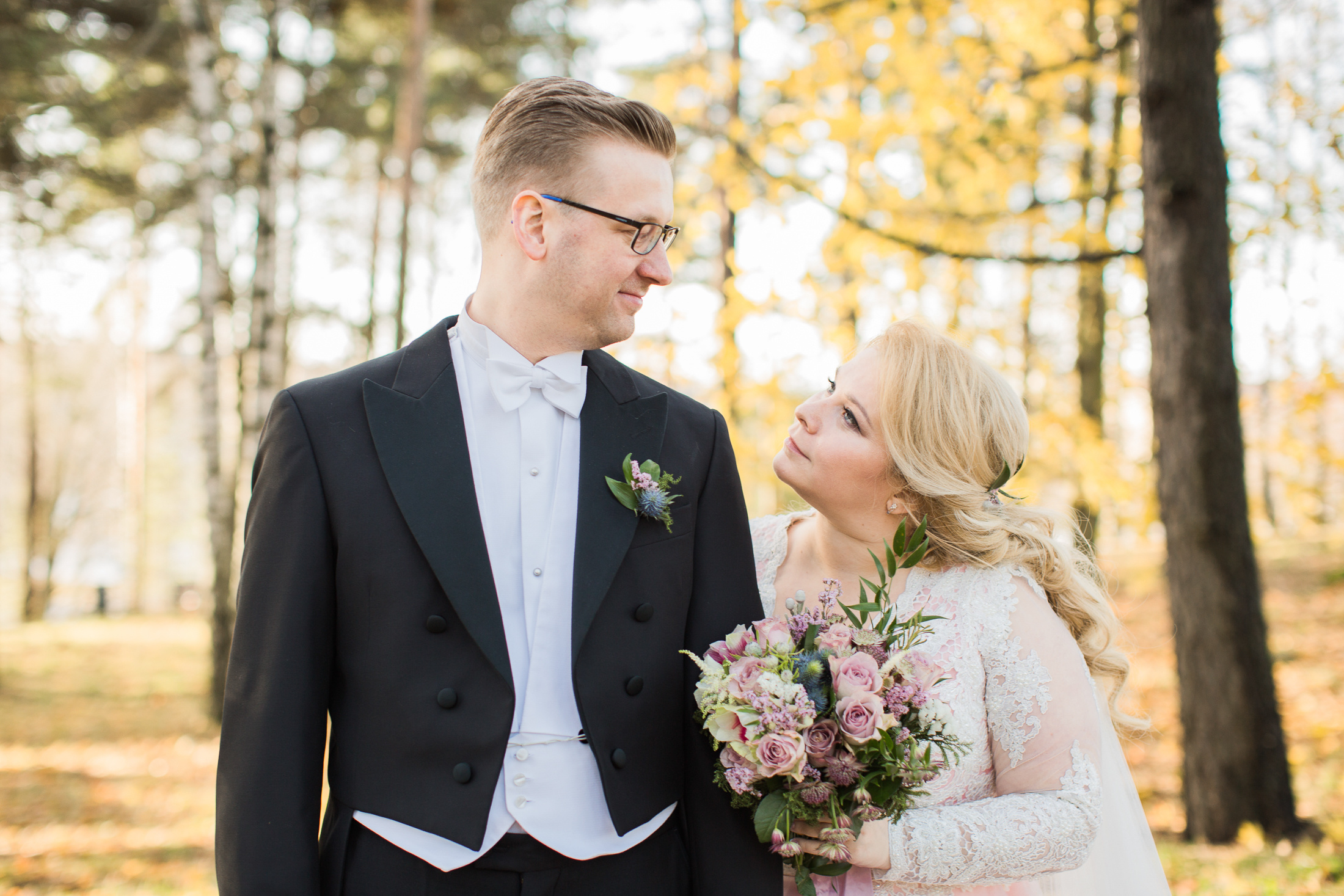 Irina&Teemu, Temppeliaukion kirkko + Villa Åkerblom, hääkuvaus Helsinki