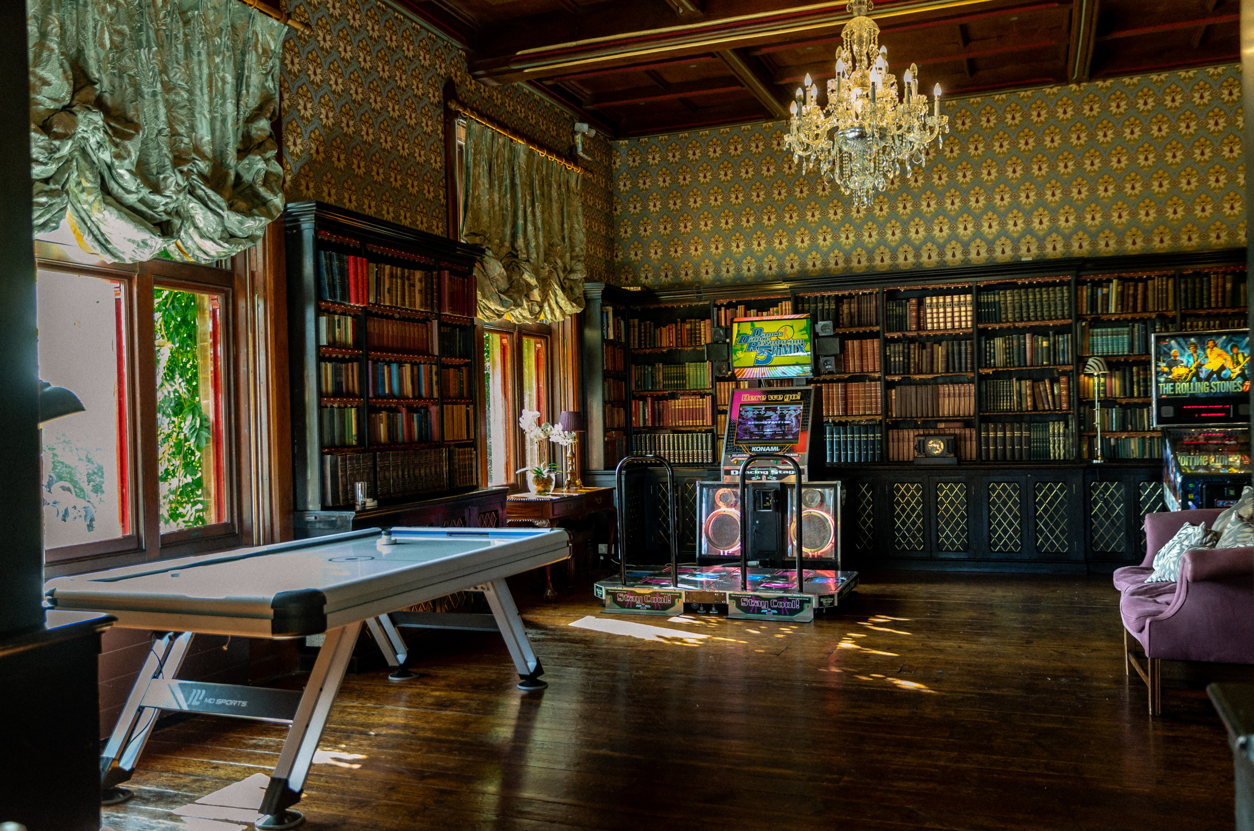 BobFest'23 in 2 days — TRUE LEGEND. September, 2023. Timeless Wedding & Event Photography — based London, working across Europe