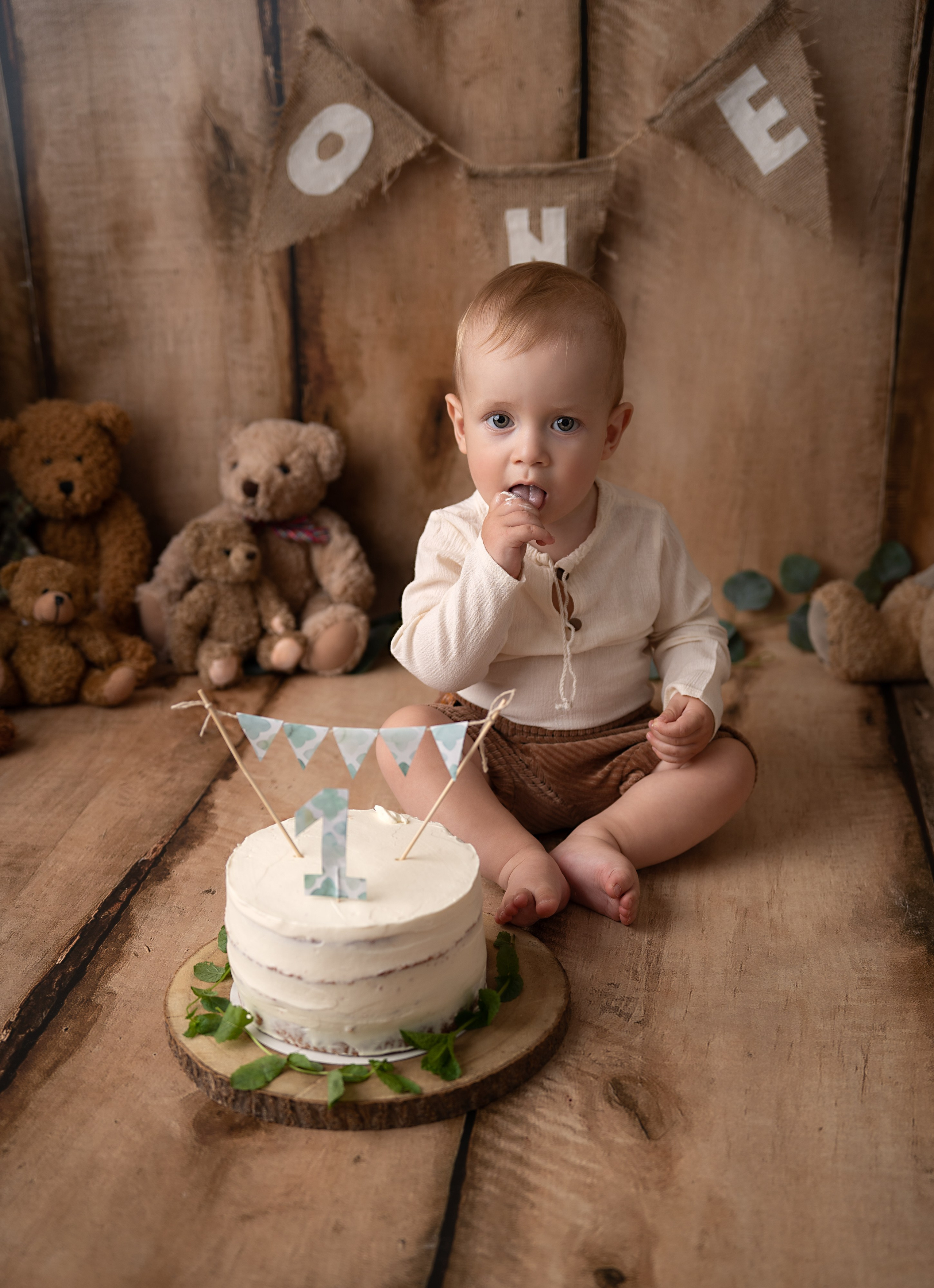 Smash the cake. Fotograf maternitate, nou-născuți și familie în Cluj-Napoca | Roxana Rusu